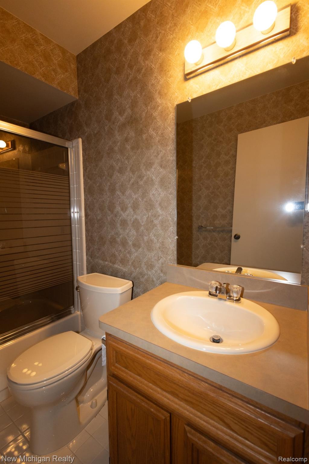 49355 Marquette Court Property Photo 36