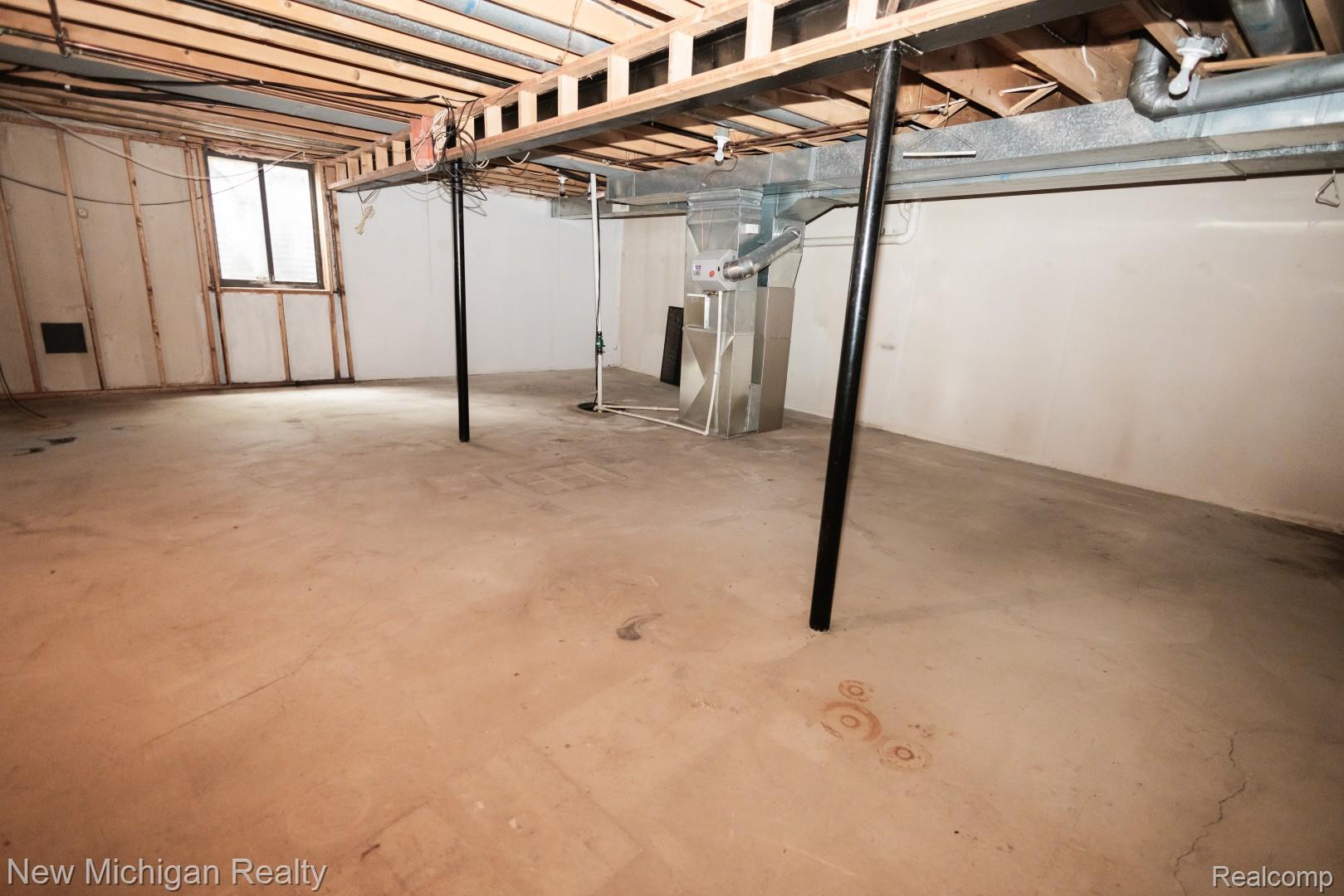49355 Marquette Court Property Photo 43
