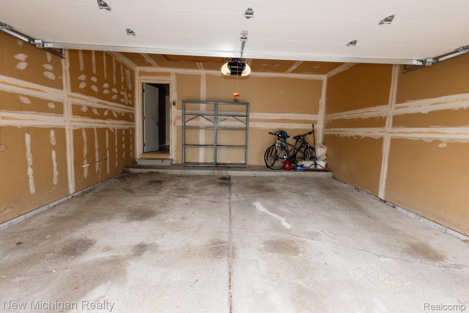 49355 Marquette Court Property Photo 45