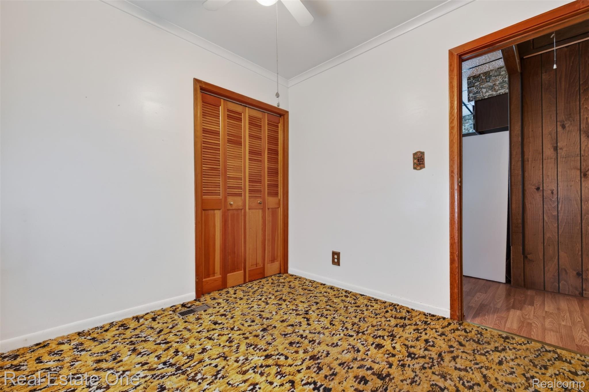 41 E Maxlow Avenue Property Photo 9