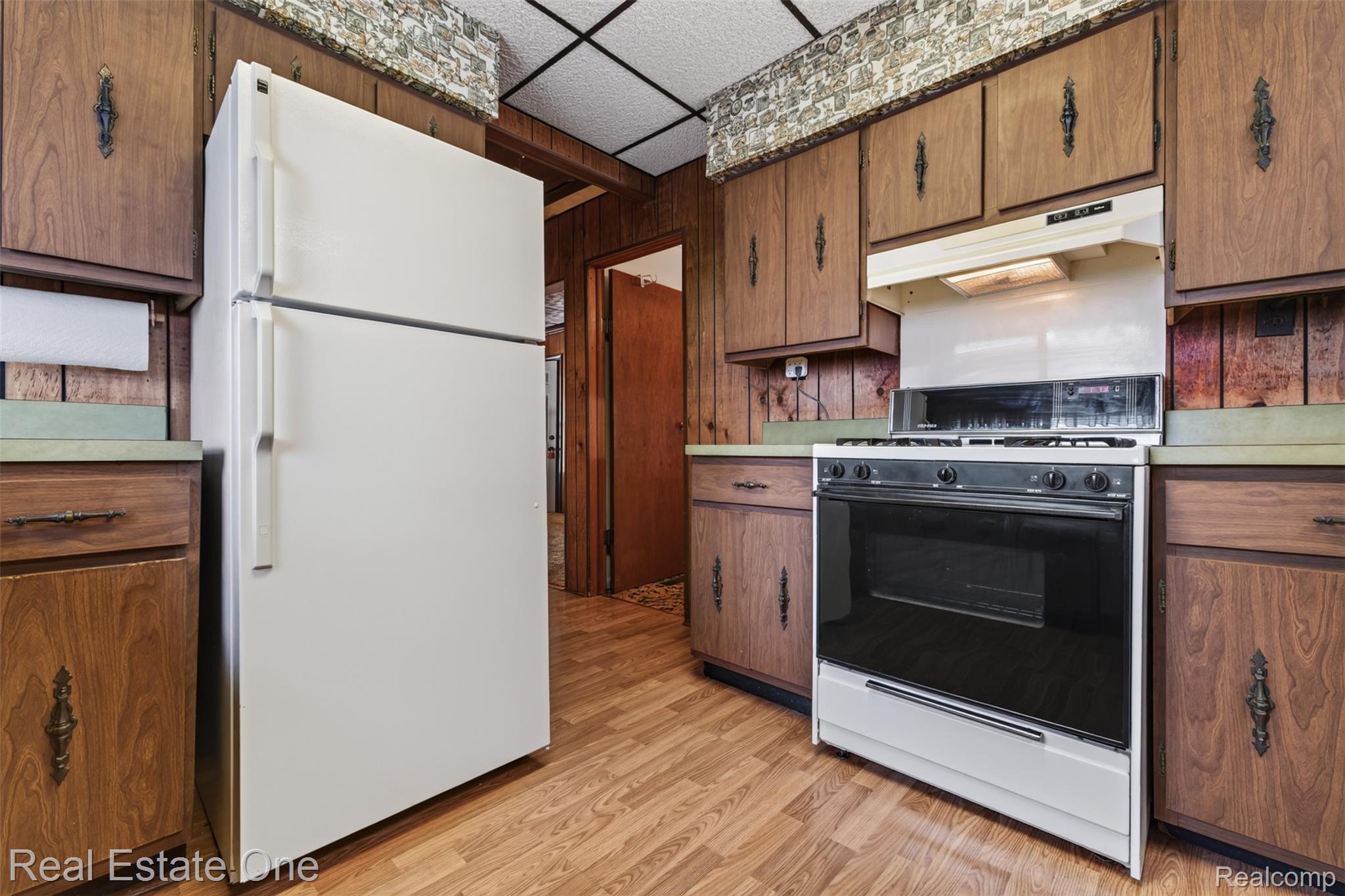 41 E Maxlow Avenue Property Photo 12