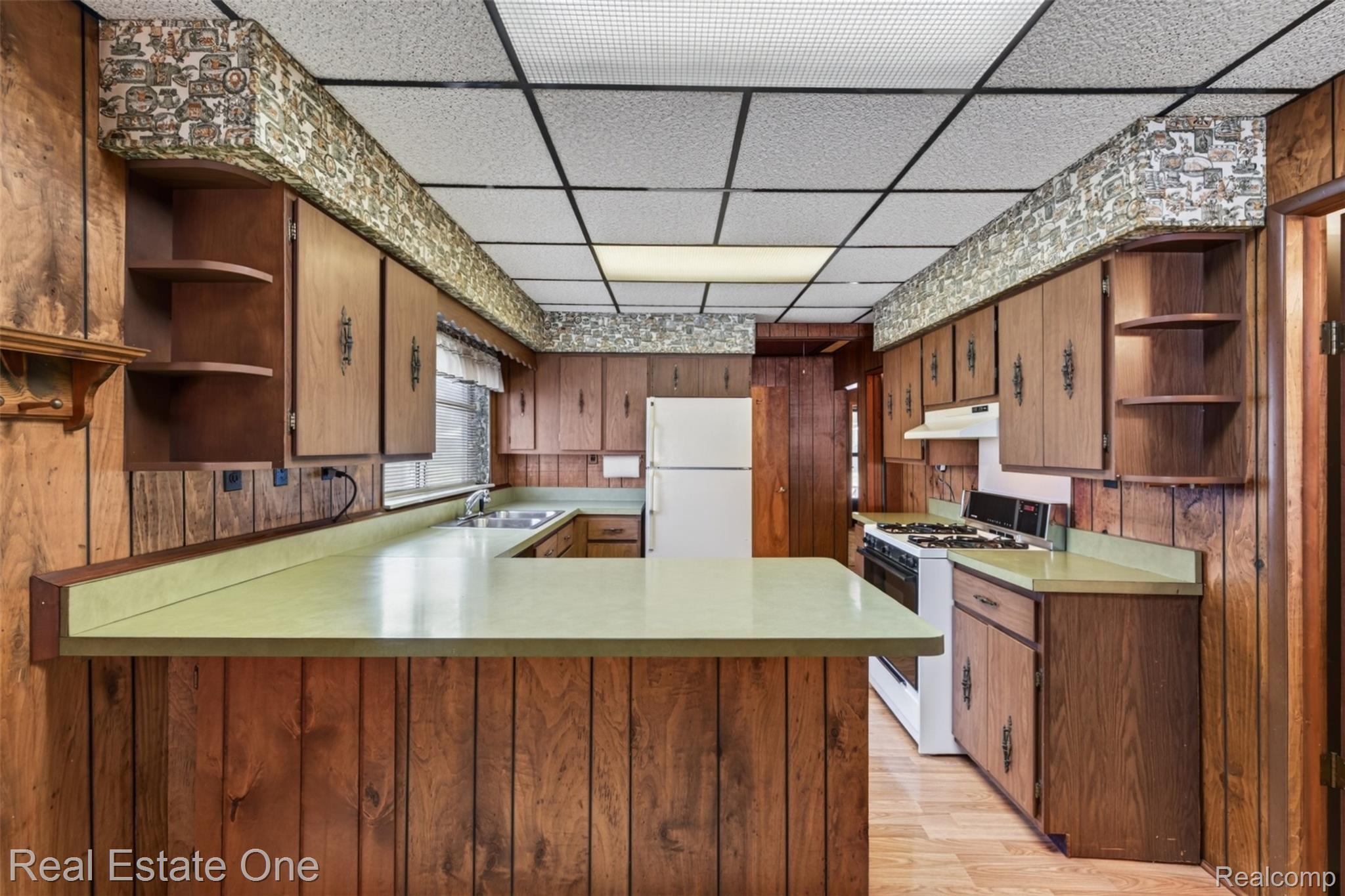 41 E Maxlow Avenue Property Photo 14