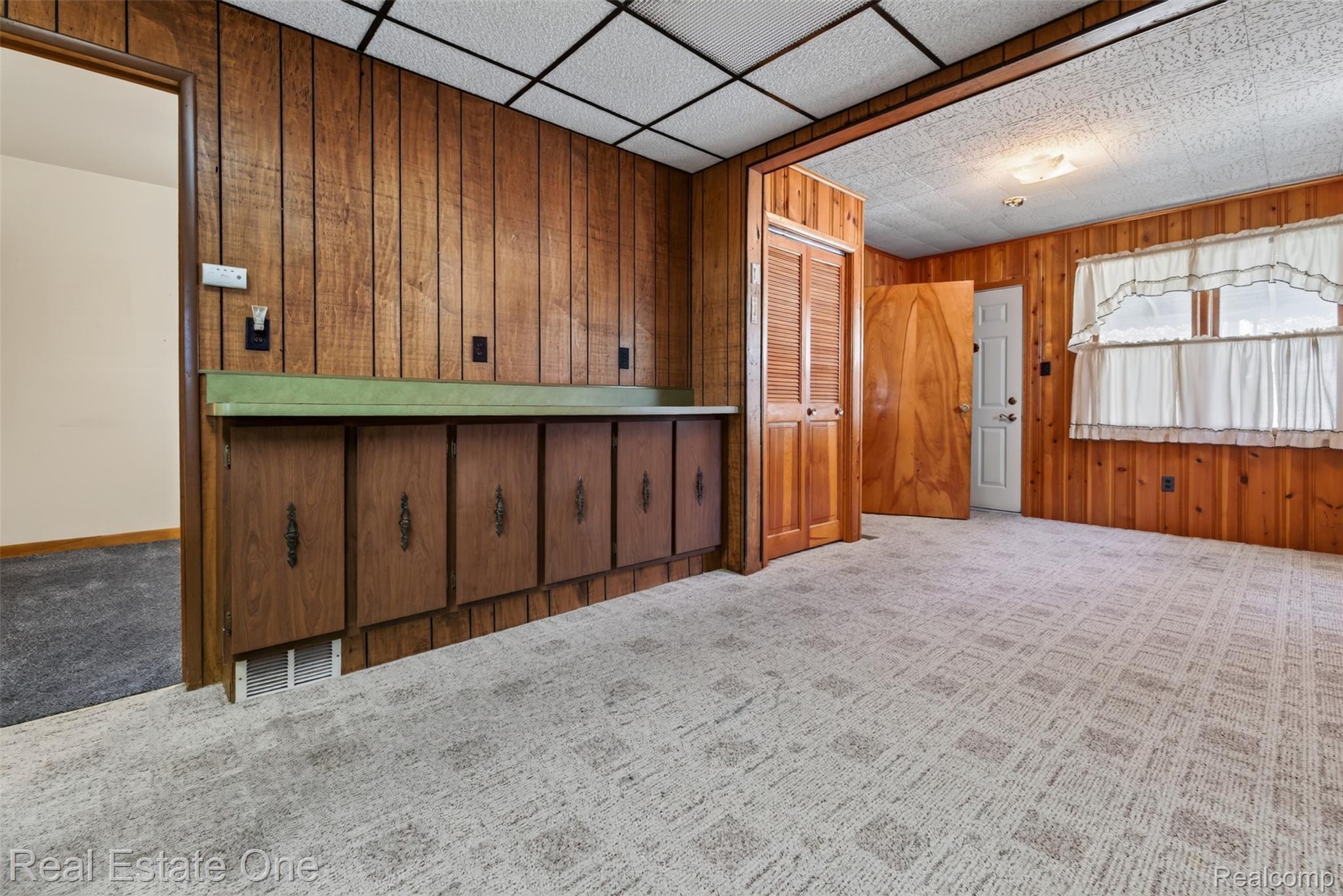 41 E Maxlow Avenue Property Photo 17