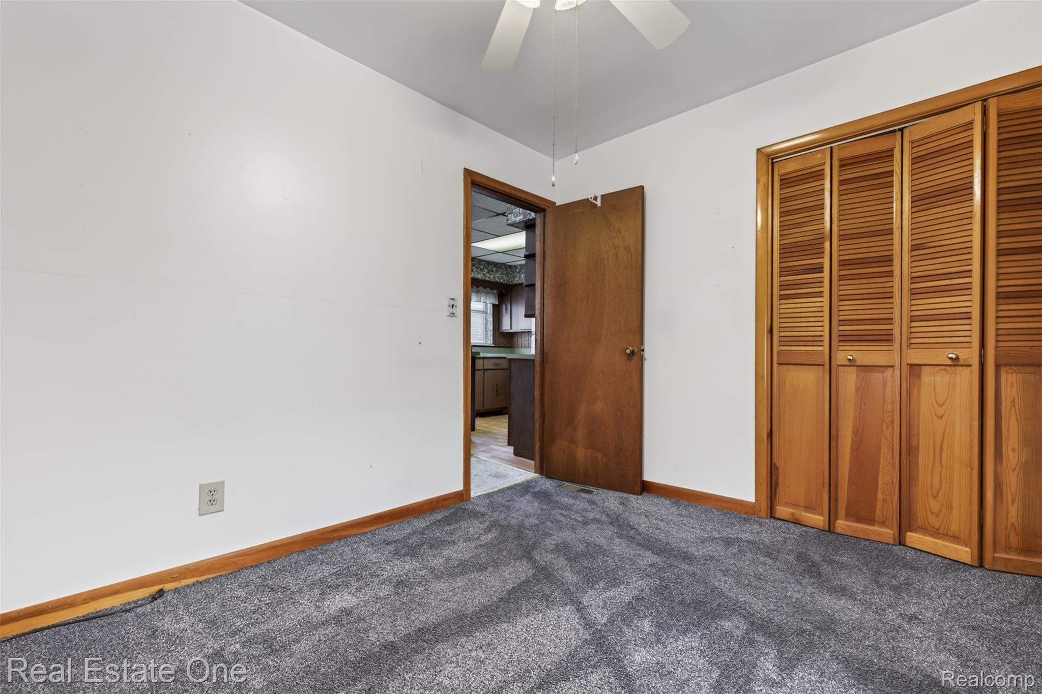 41 E Maxlow Avenue Property Photo 19