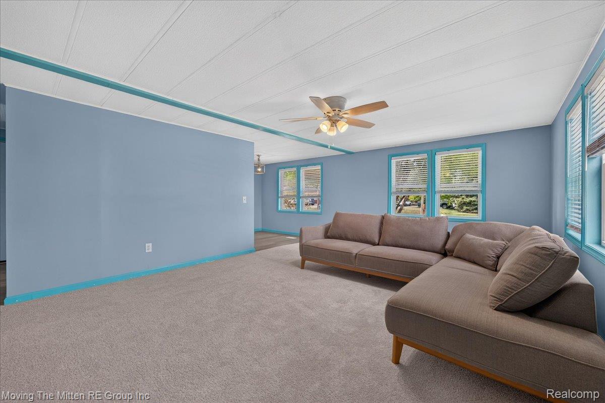40 Owen Street Property Photo 5