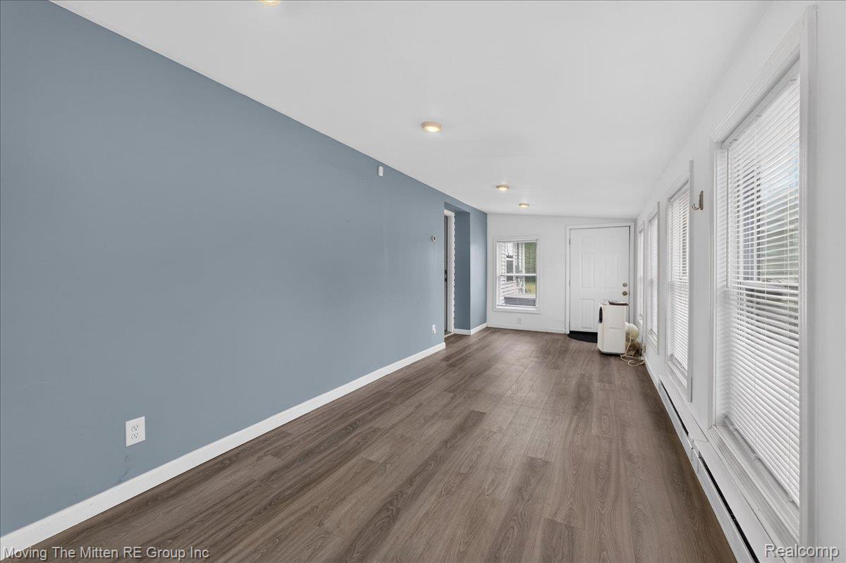 40 Owen Street Property Photo 16