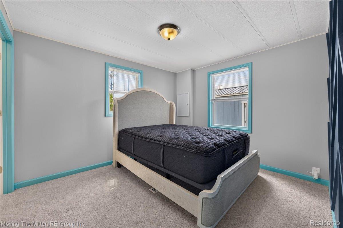 40 Owen Street Property Photo 25