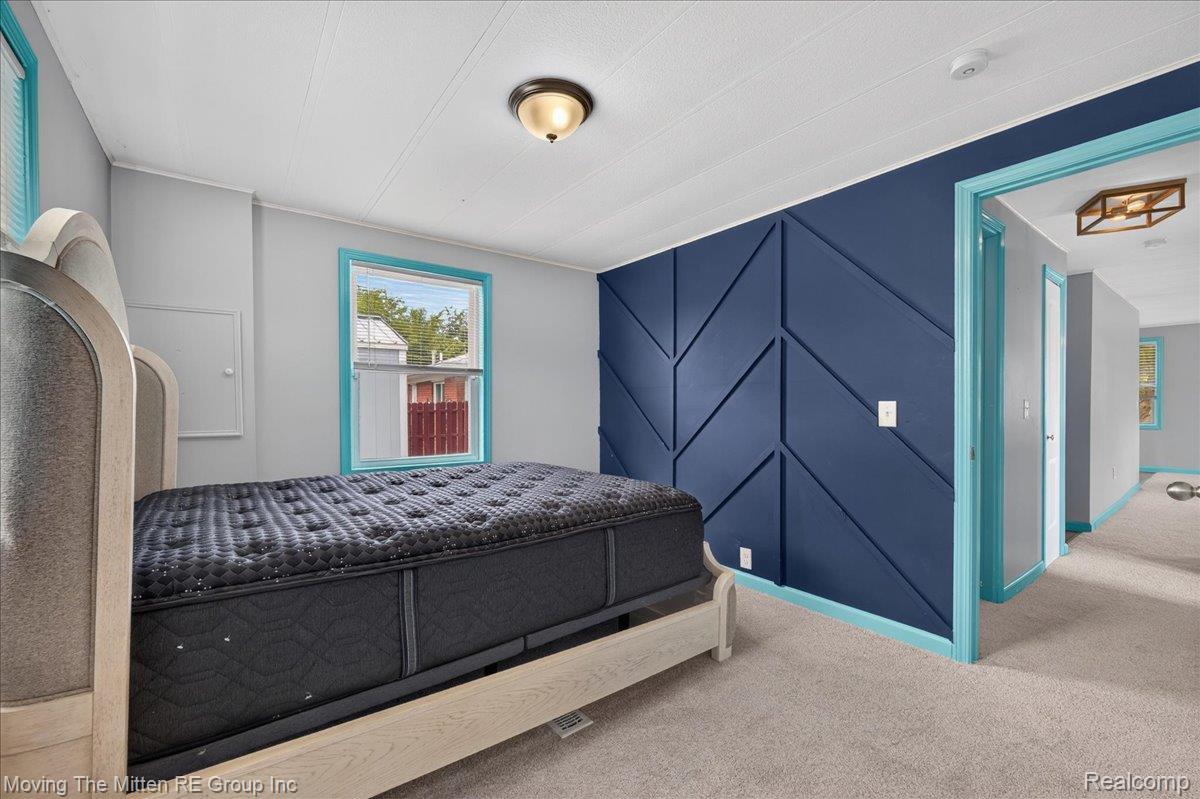 40 Owen Street Property Photo 26