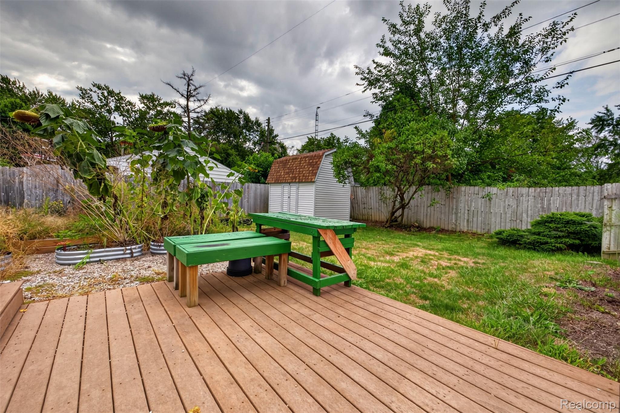 310 Tamarac Drive Property Photo 13