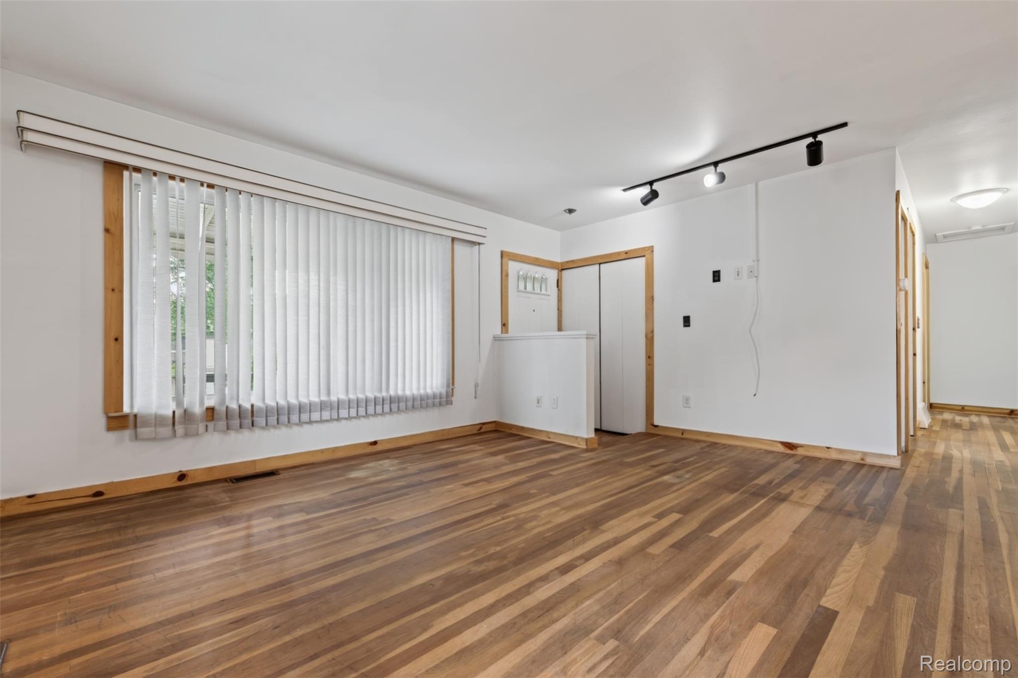 310 Tamarac Drive Property Photo 18