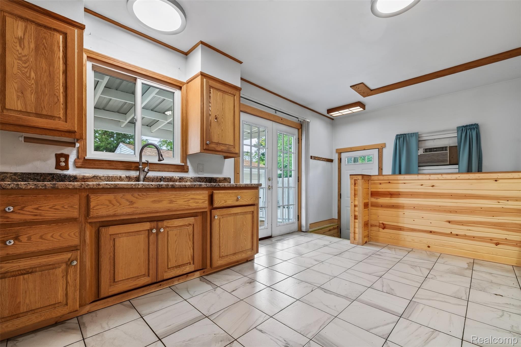 310 Tamarac Drive Property Photo 19