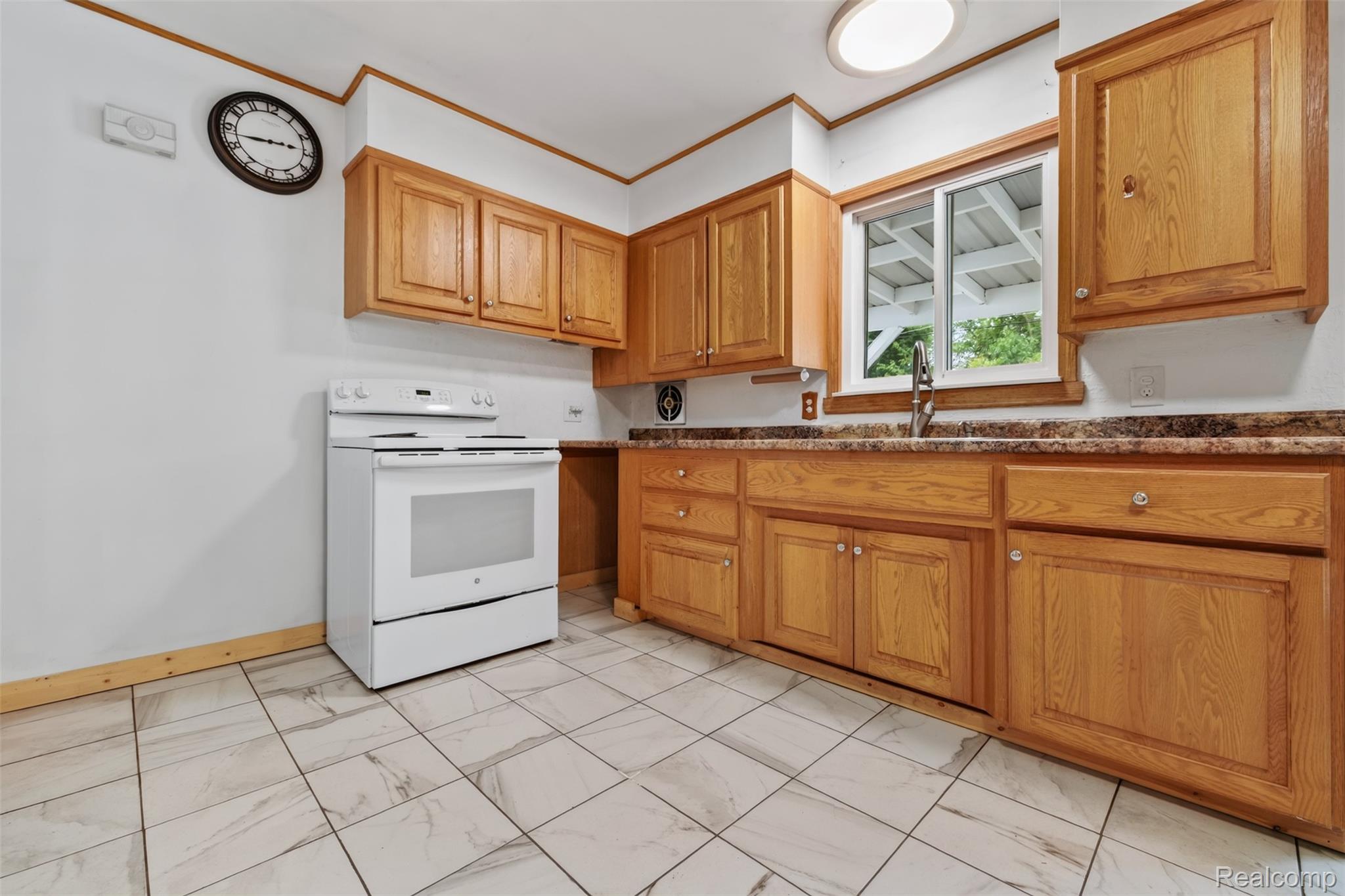 310 Tamarac Drive Property Photo 23