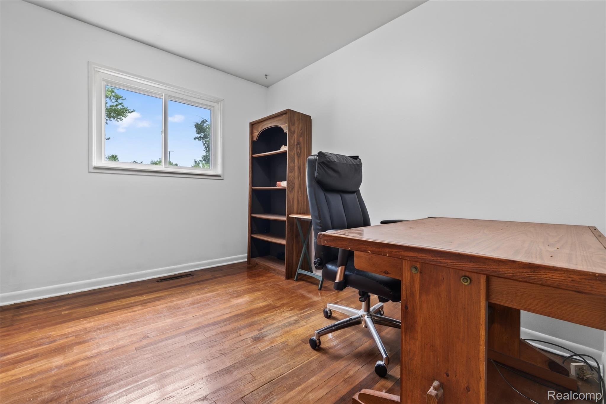 310 Tamarac Drive Property Photo 25