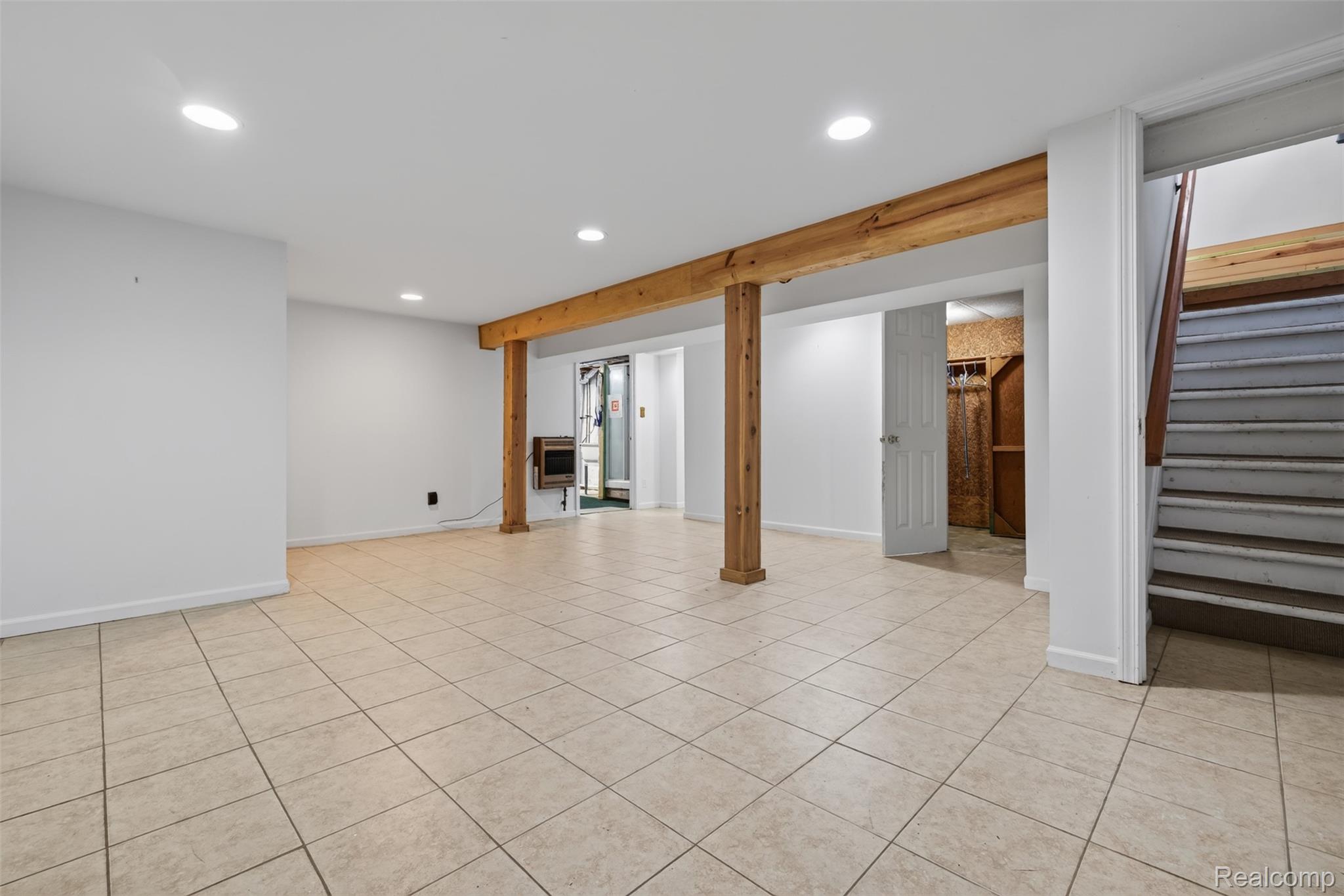 310 Tamarac Drive Property Photo 38