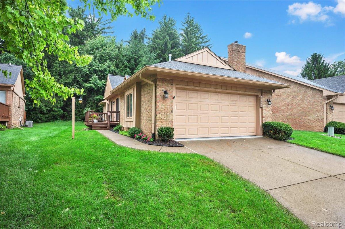 22300 River Ridge Trail Property Photo 1