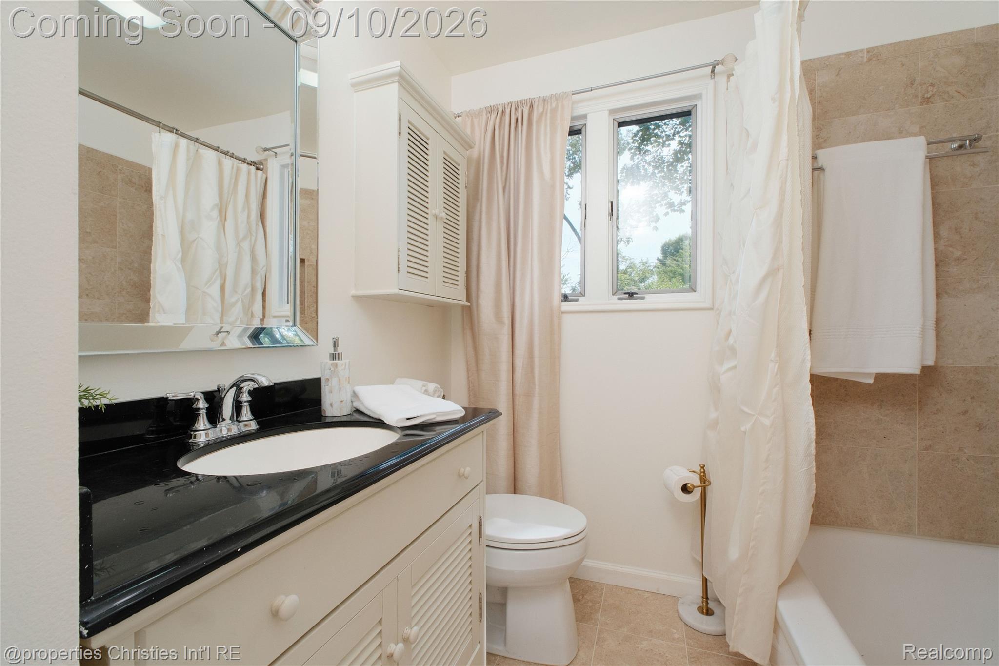 416 Welch Road Property Photo 16