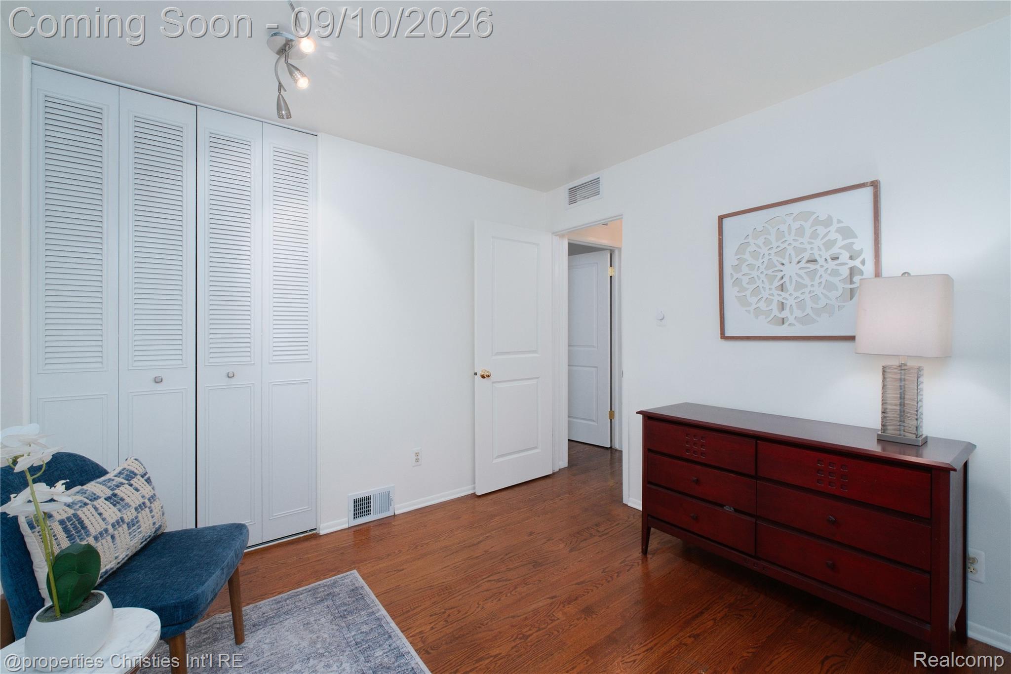 416 Welch Road Property Photo 20