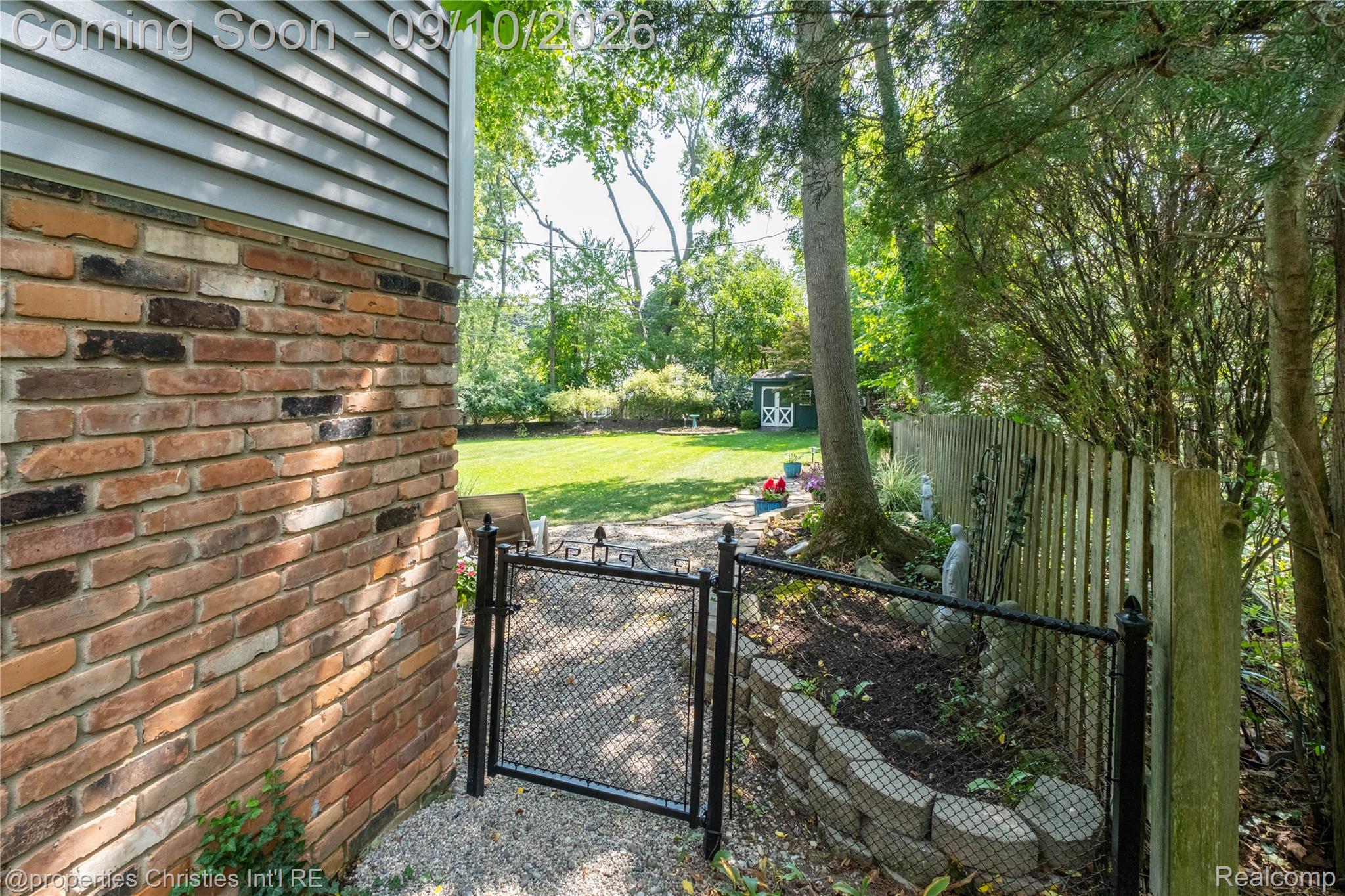 416 Welch Road Property Photo 37