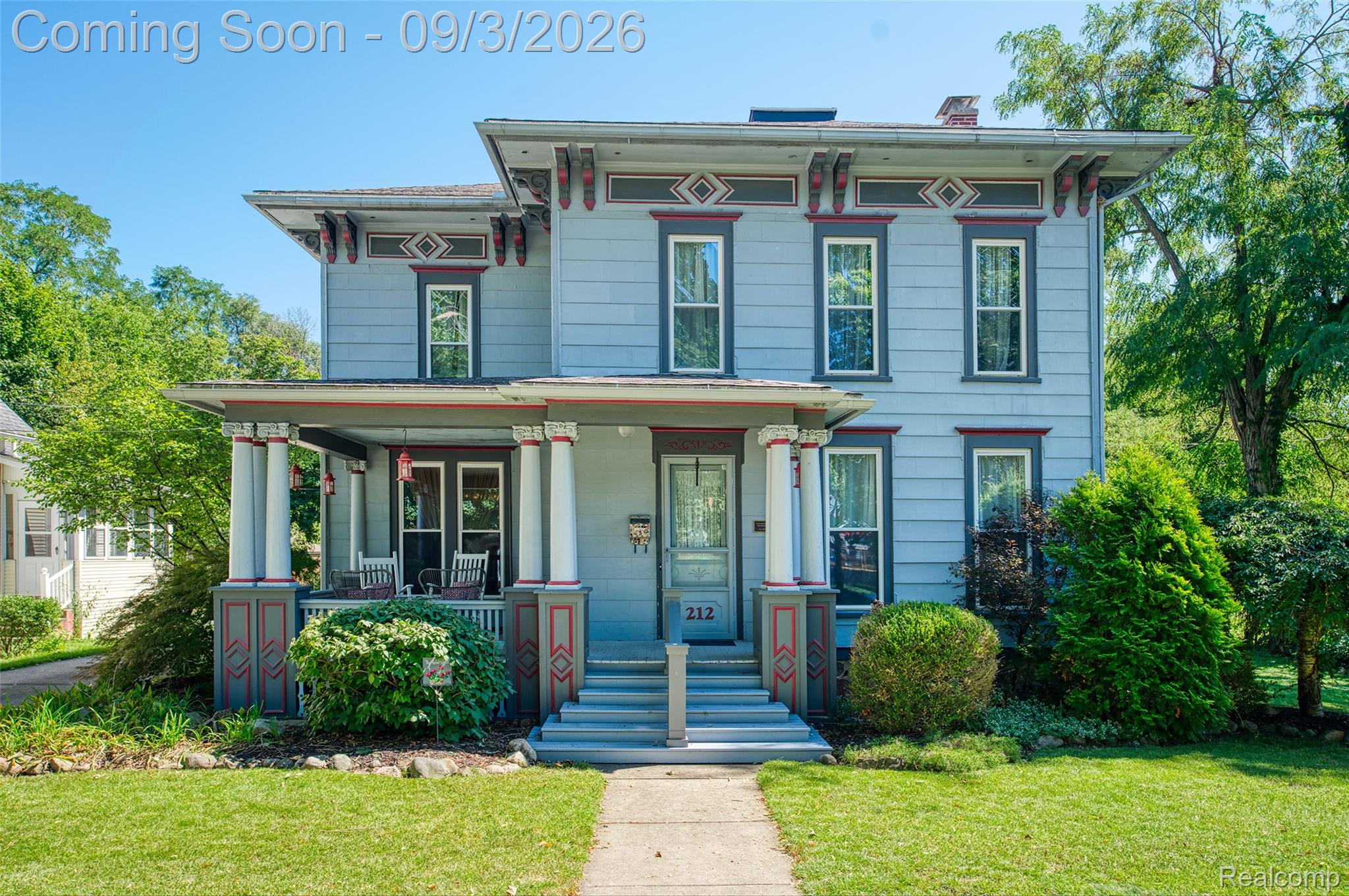 212 S Union Street Property Photo 1
