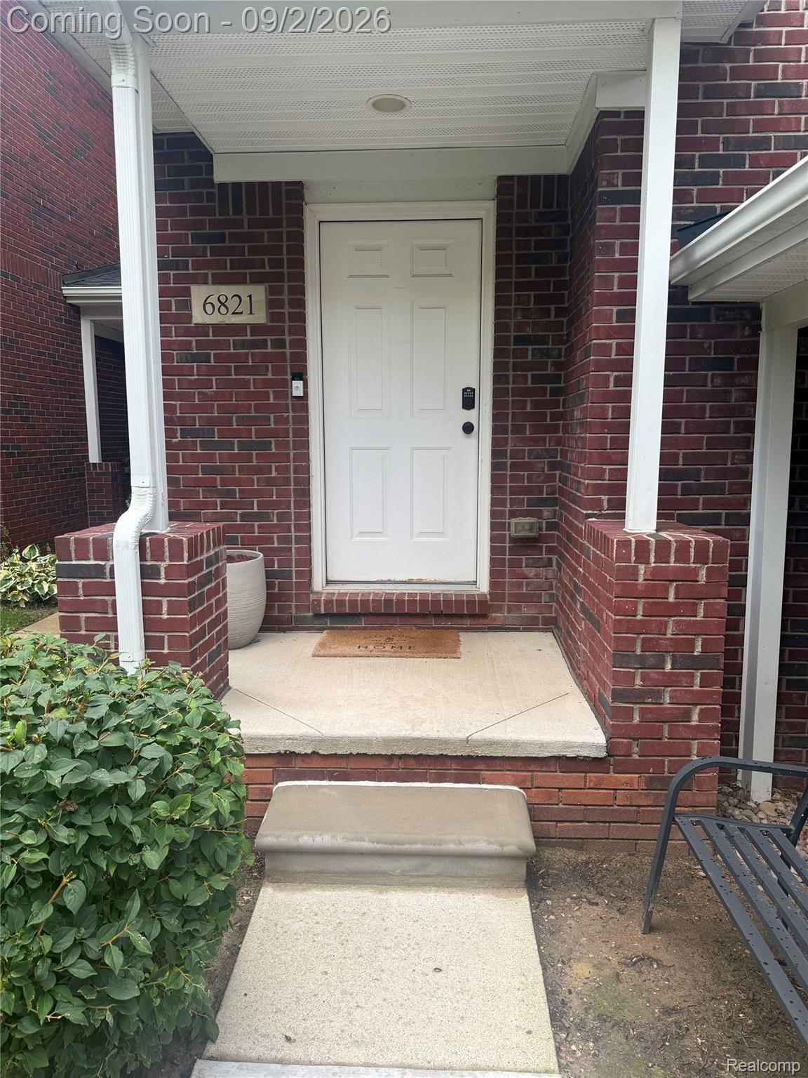 6821 Boulder Pointe Dr Property Photo 1