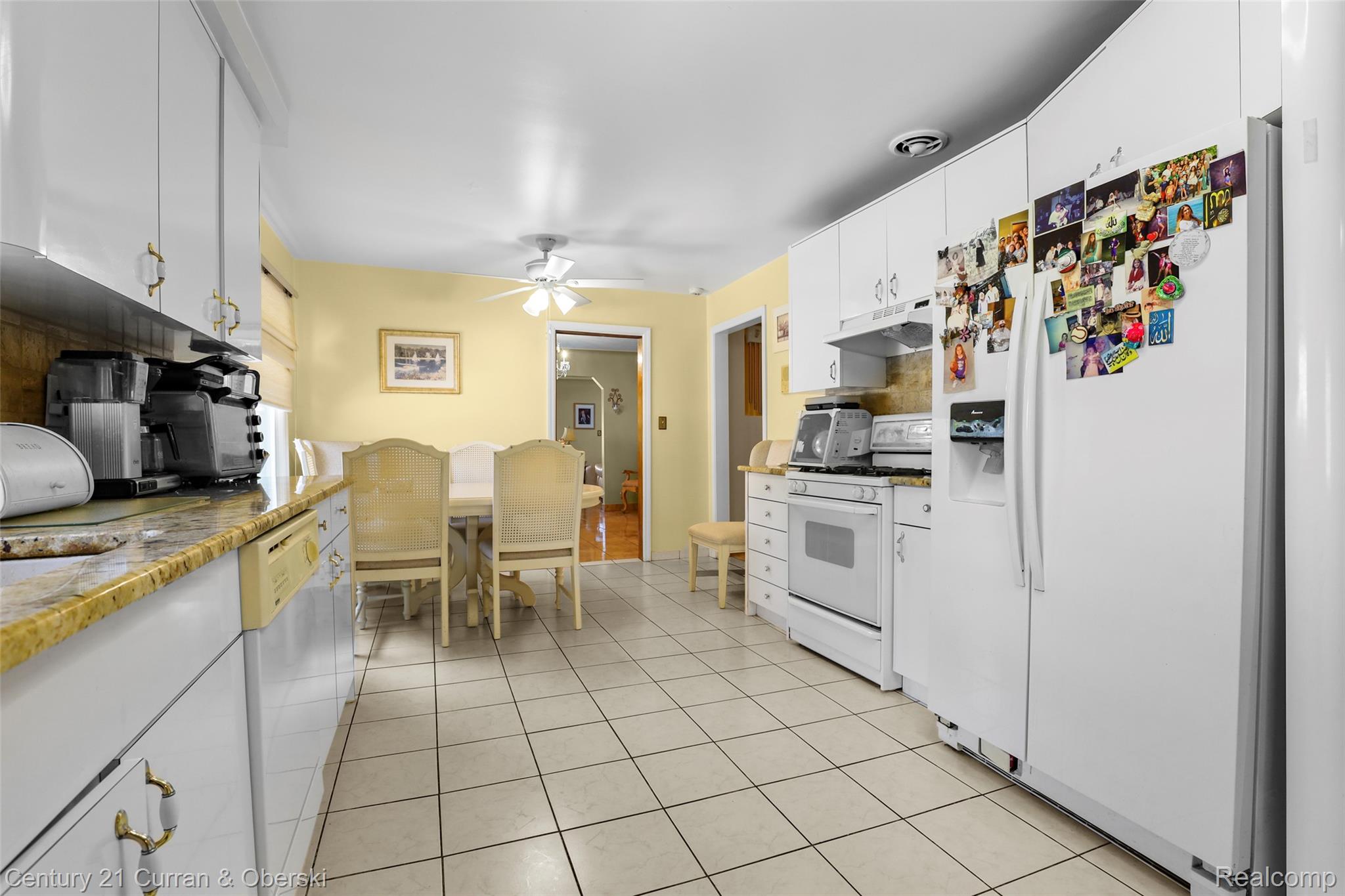6151 Oakman Boulevard Property Photo 15