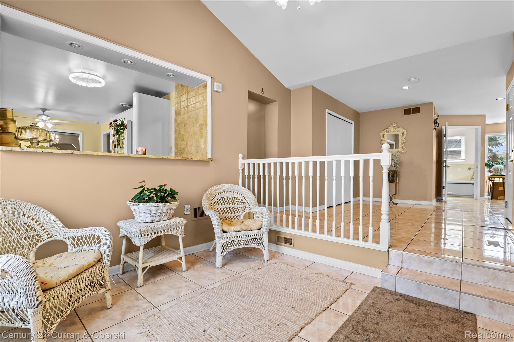 6151 Oakman Boulevard Property Photo 17
