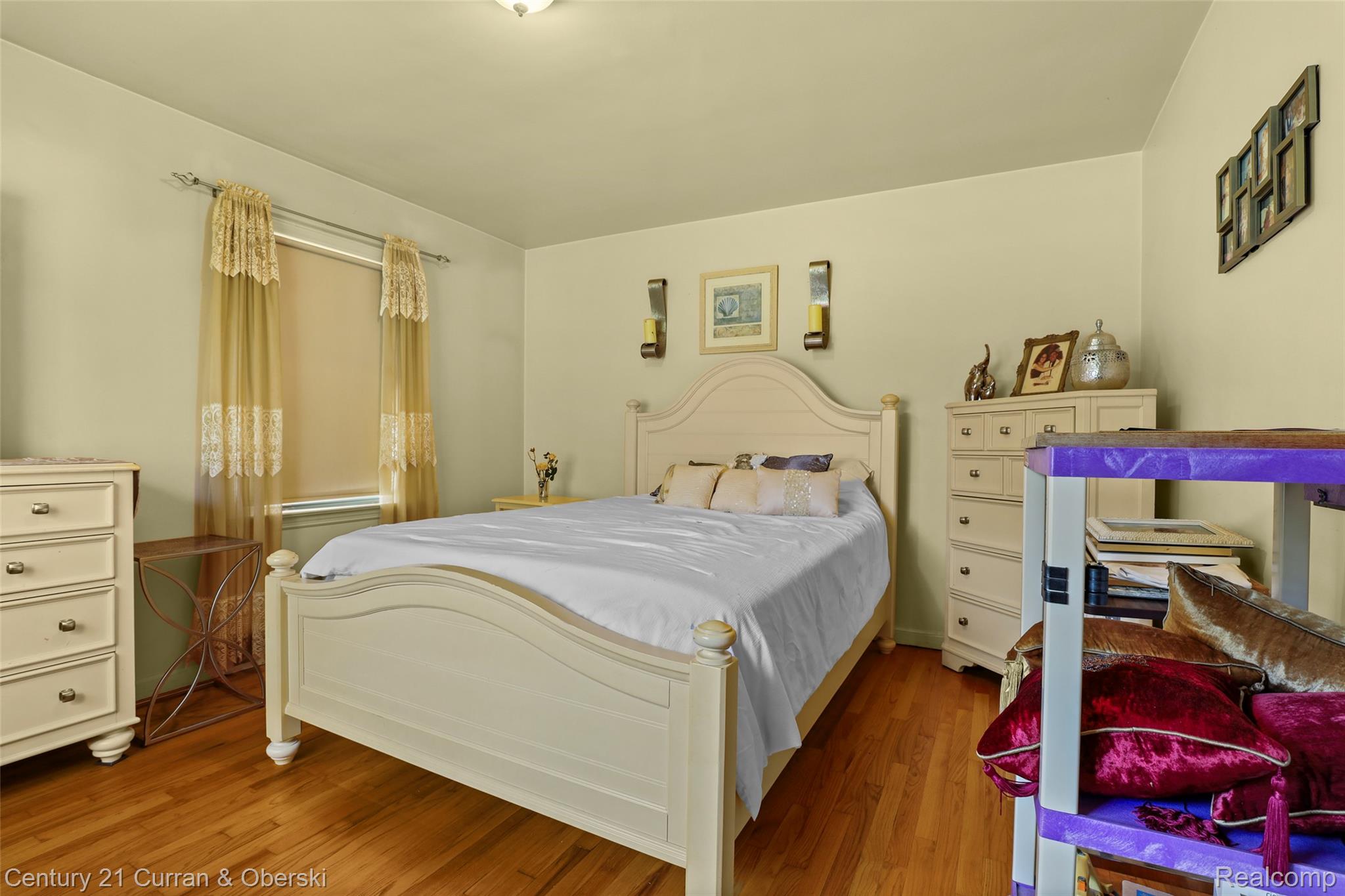 6151 Oakman Boulevard Property Photo 21