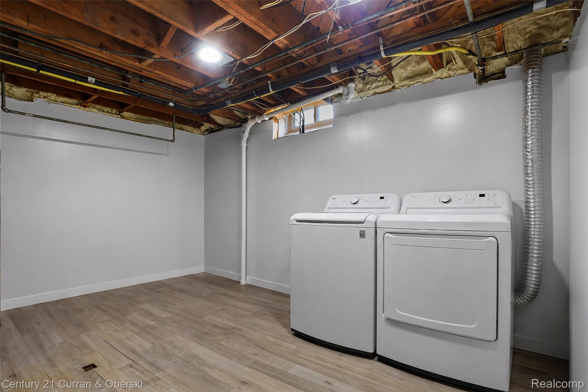 6151 Oakman Boulevard Property Photo 28