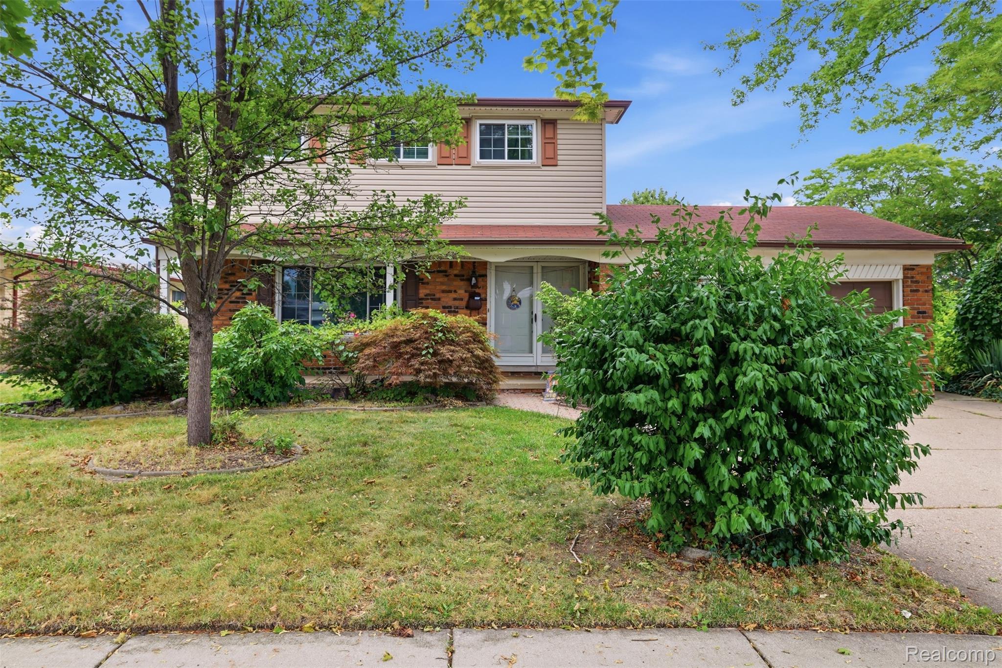 2747 Cromie Court Property Photo 2