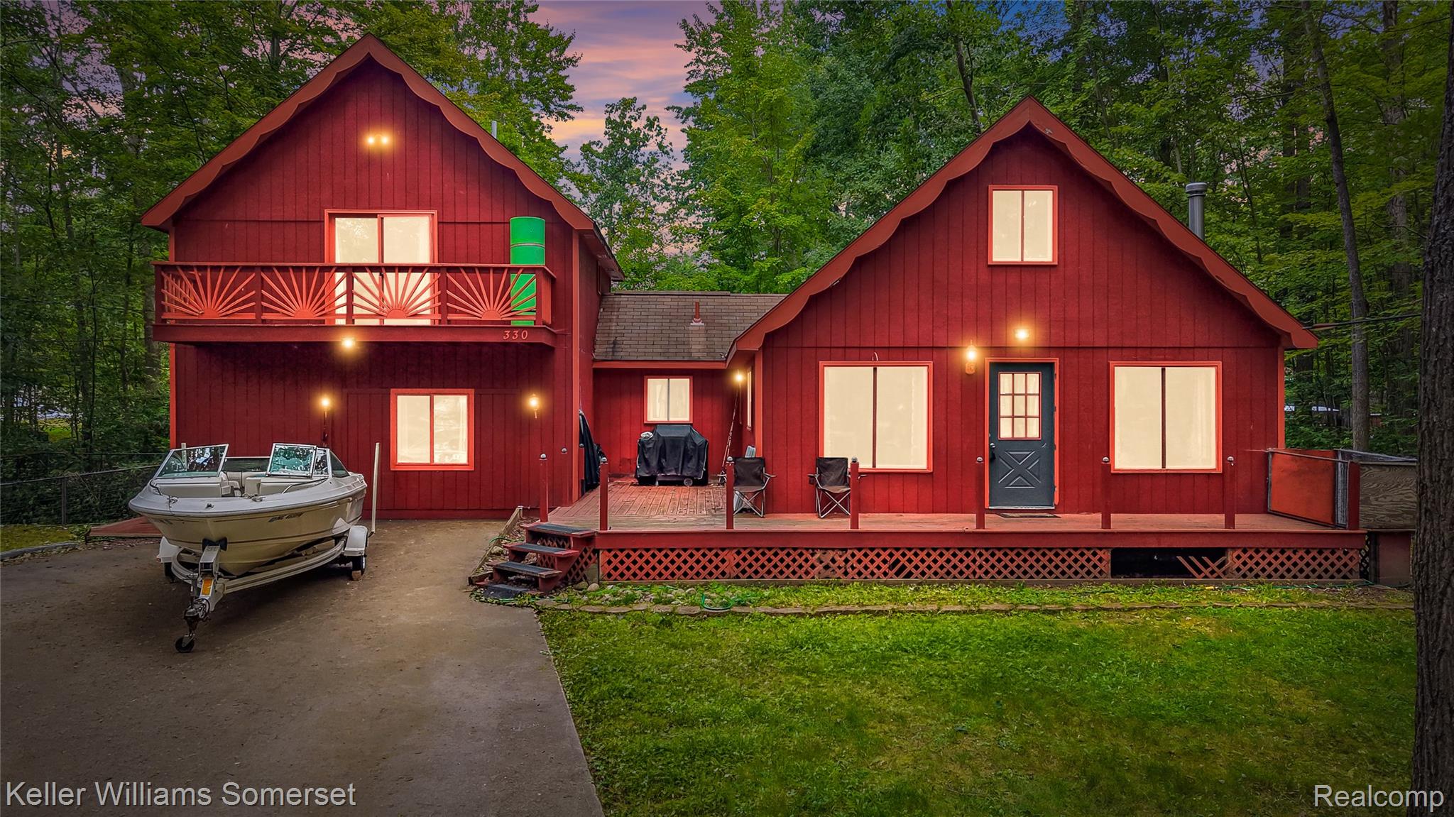 330 Ivy Drive Property Photo 1
