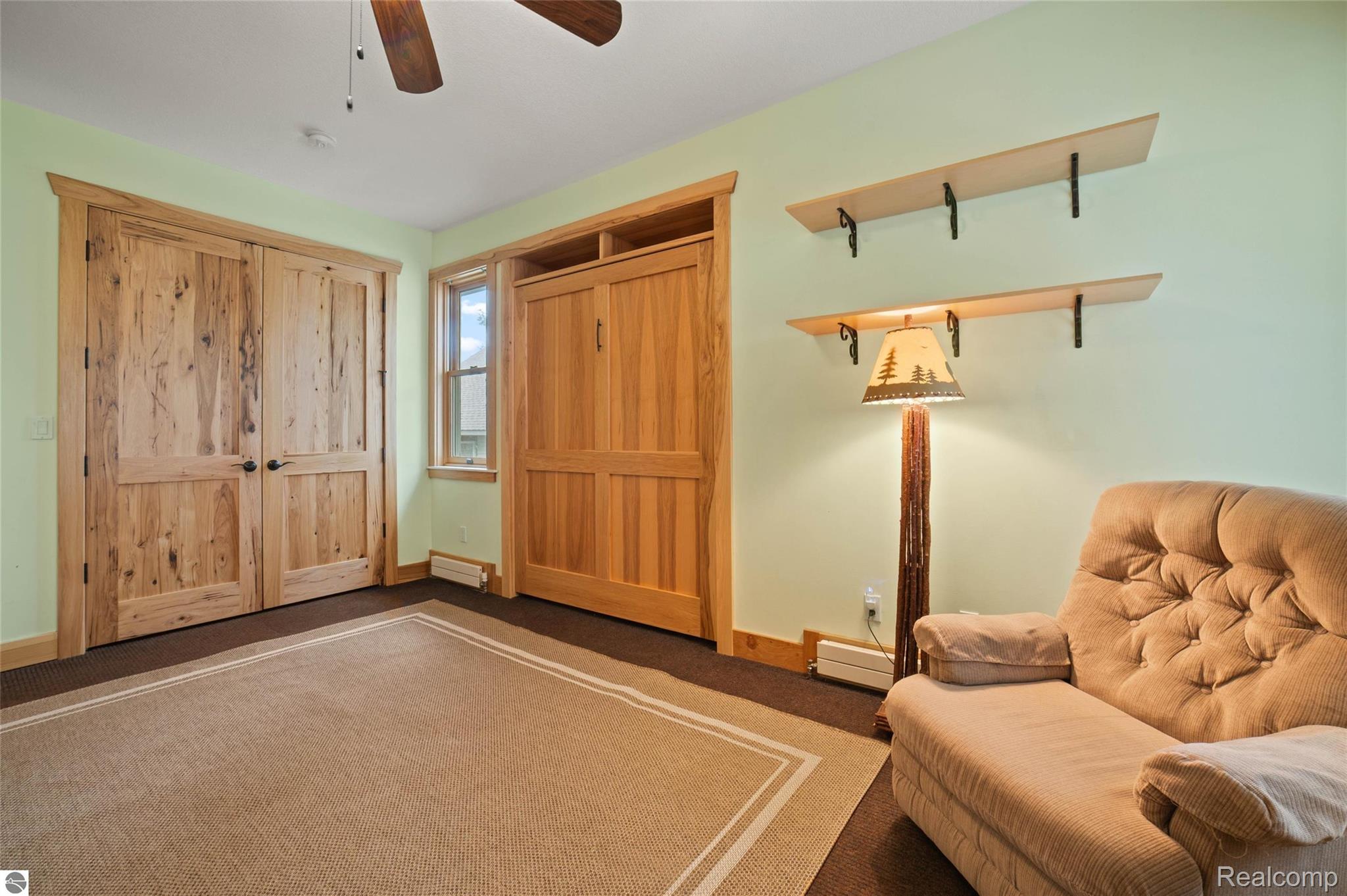 4805 E Shore Drive Property Photo 29