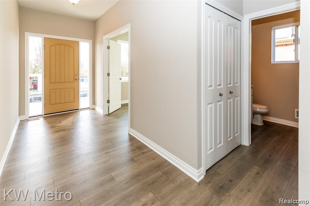 34607 John Bartley Circle Property Photo 2