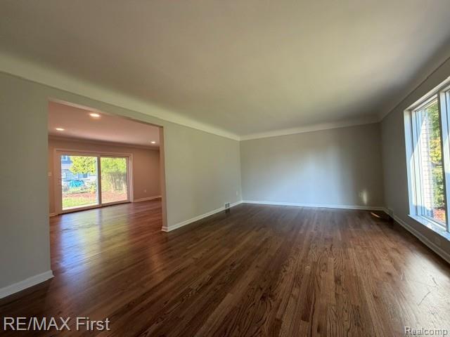 971 Canterbury Road Property Photo 17