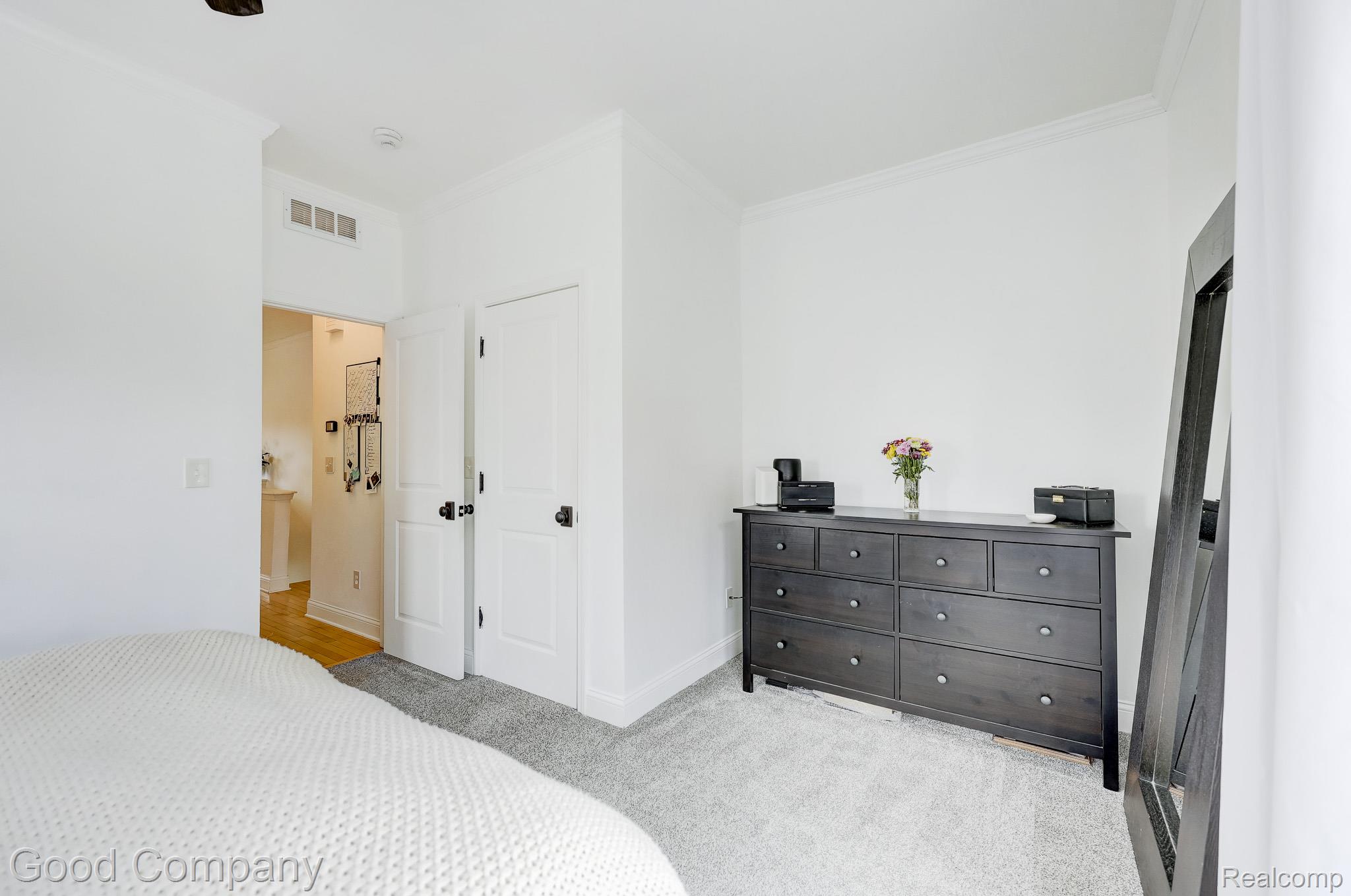 291 E Palmer Street 12 Property Photo 27