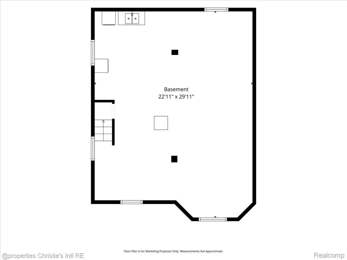 2347 Clark Street Property Photo 47