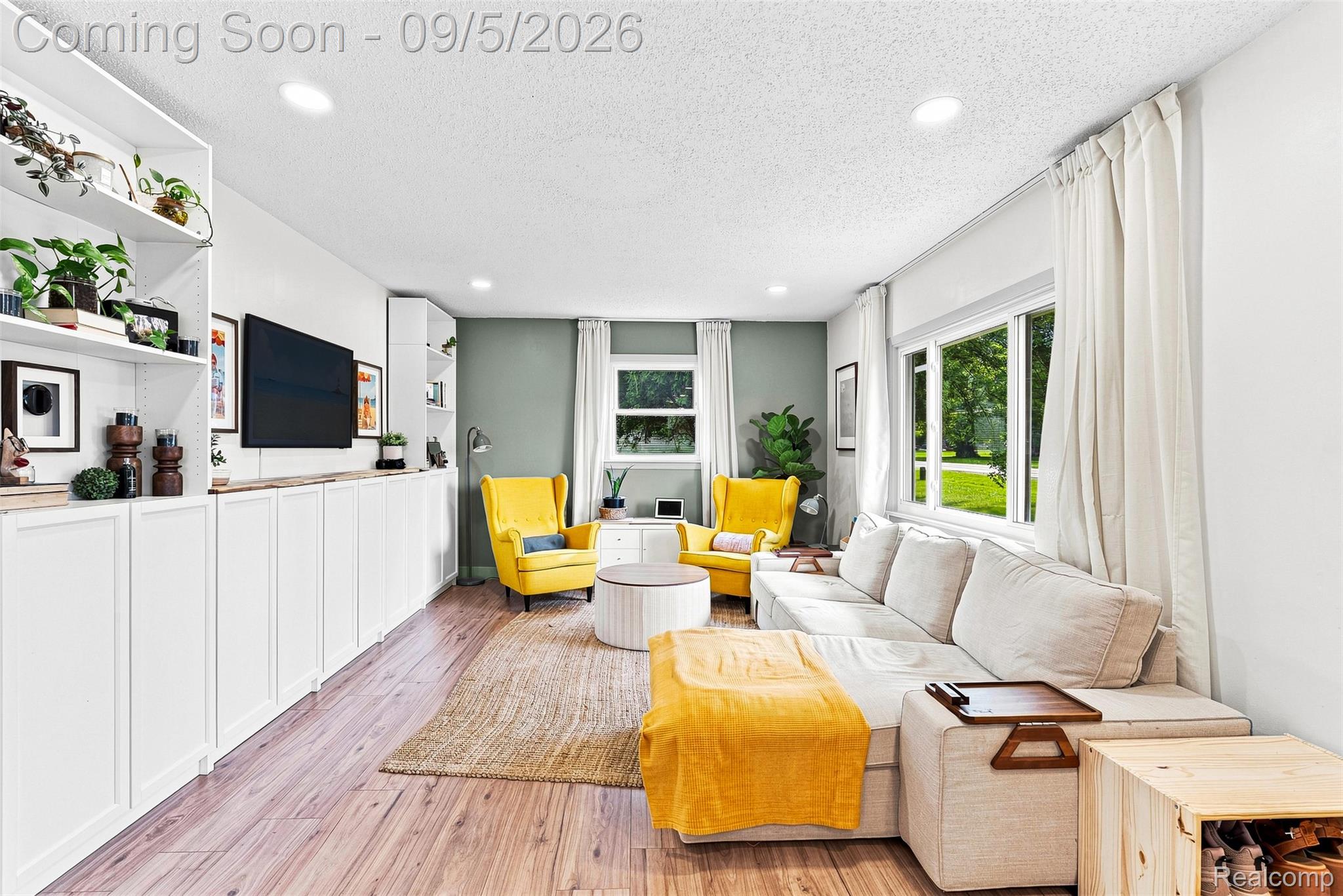 2071 E Dodge Road Property Photo 10