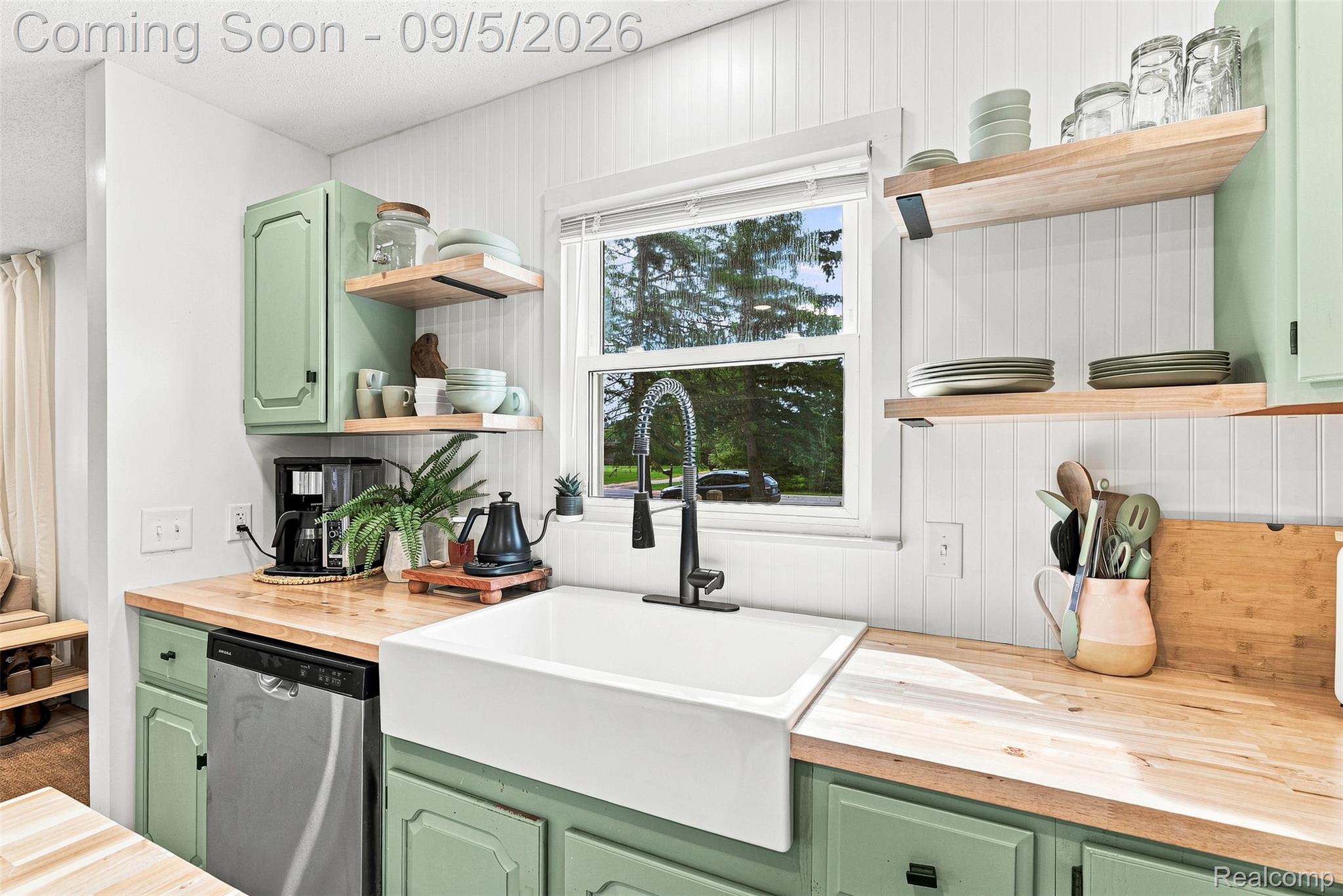 2071 E Dodge Road Property Photo 14