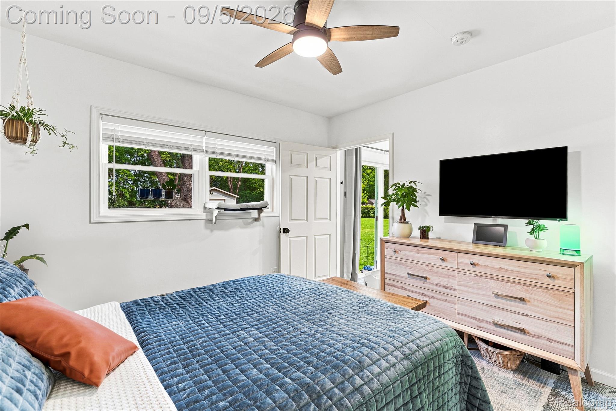 2071 E Dodge Road Property Photo 28