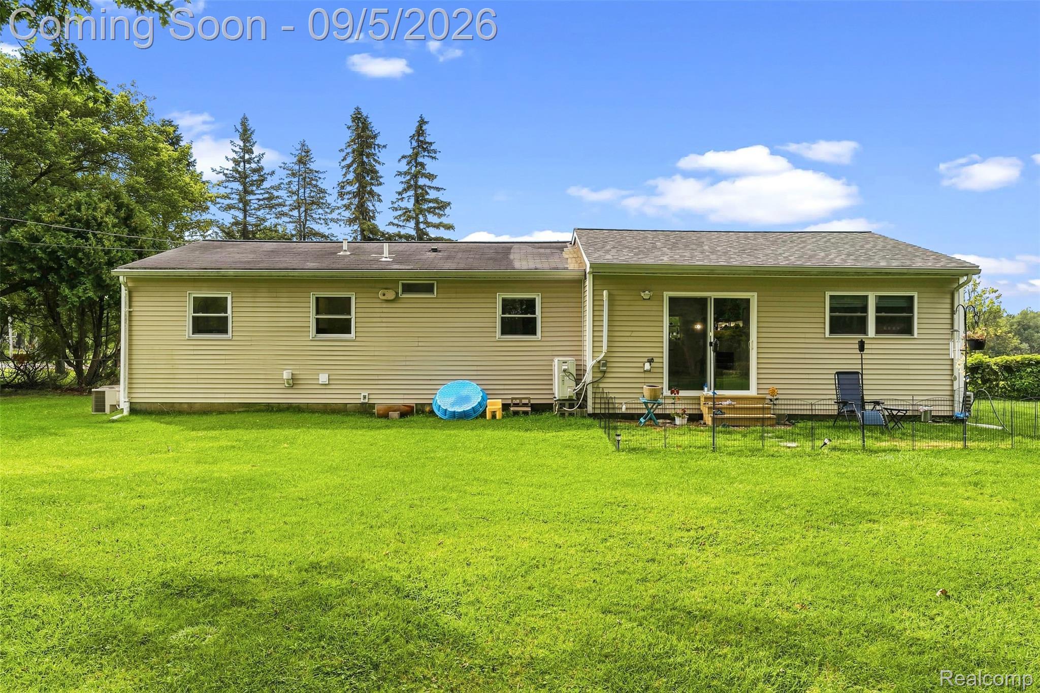2071 E Dodge Road Property Photo 34