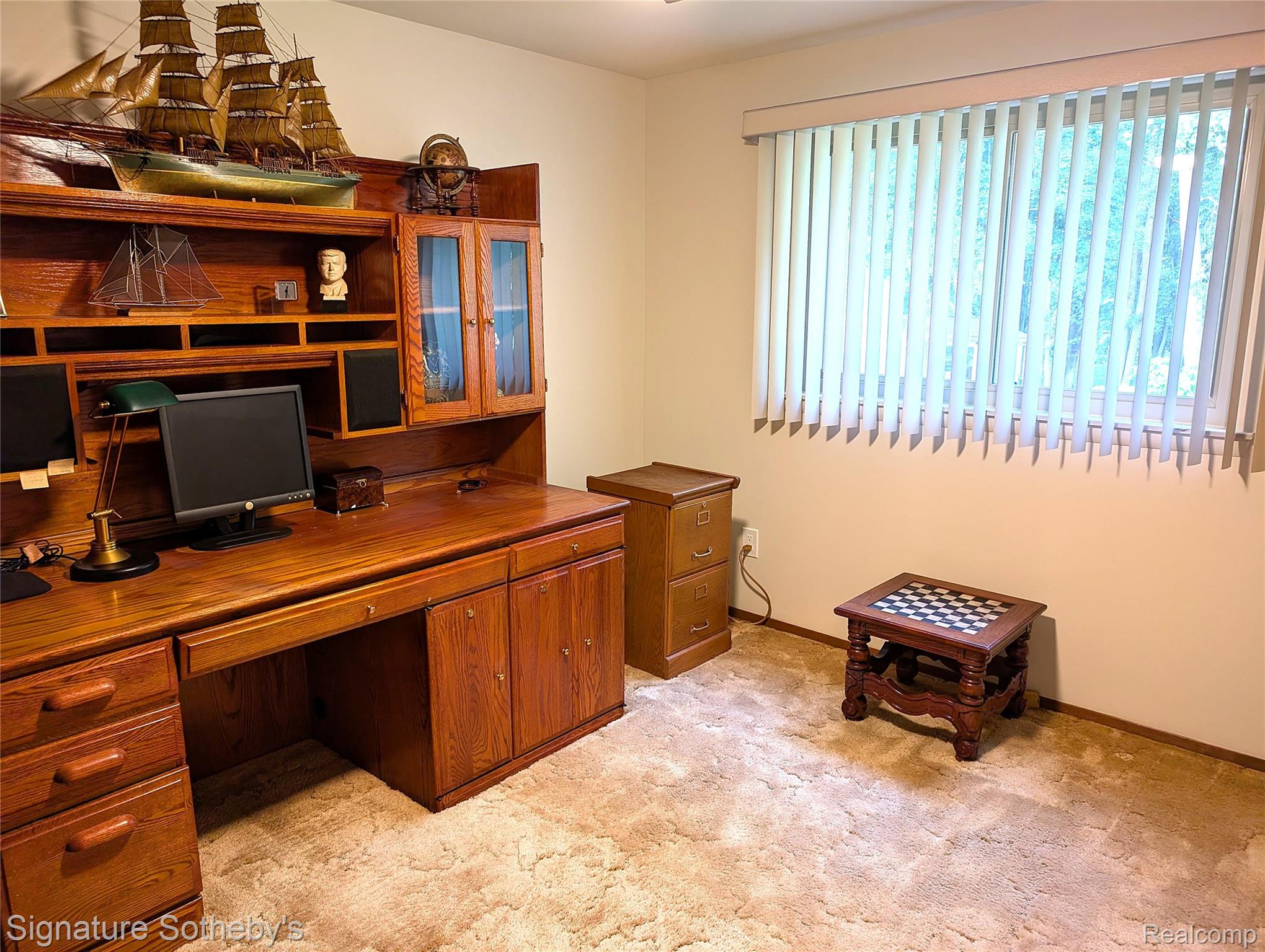 5303 Woodrun Drive Property Photo 9