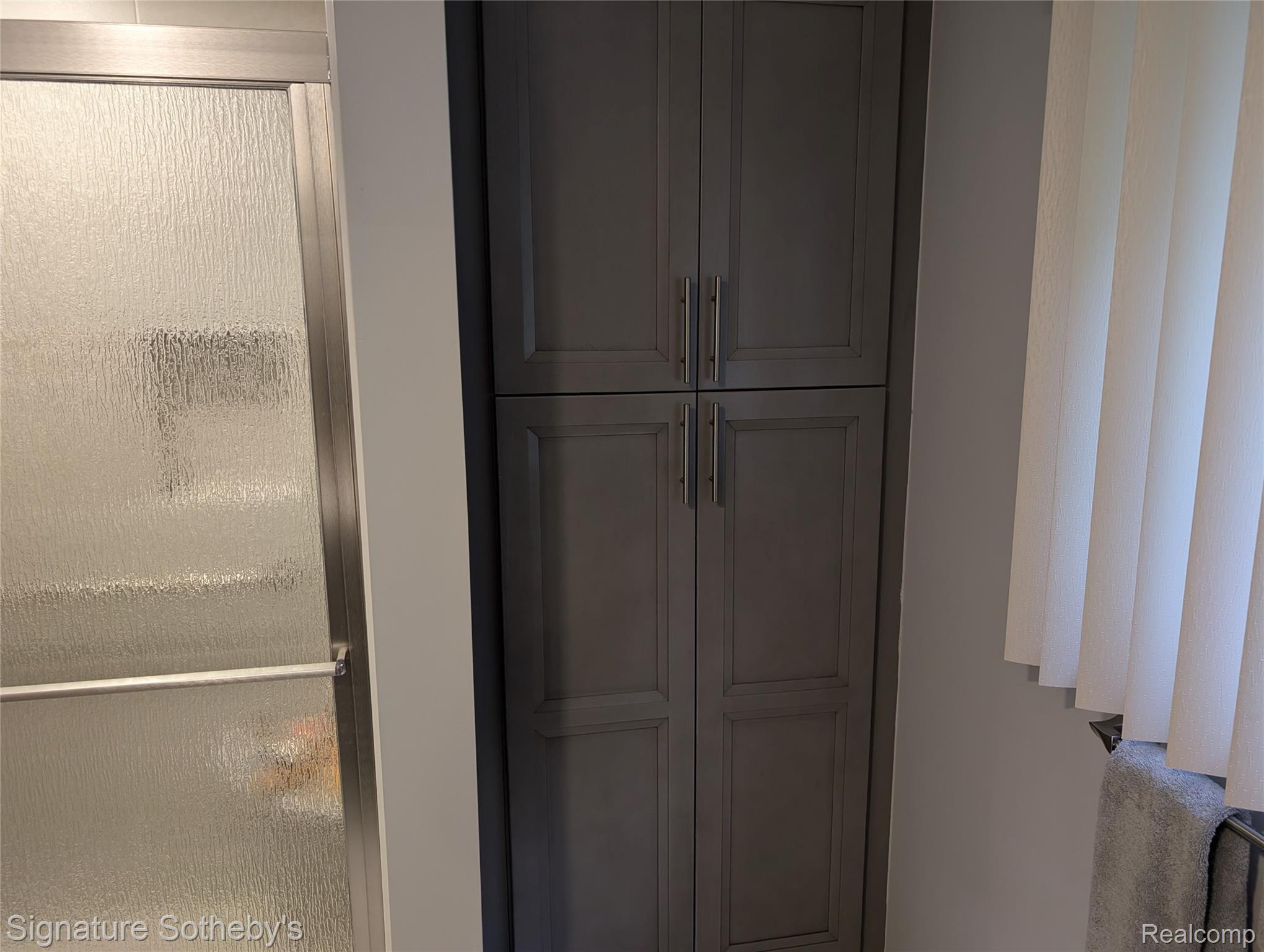 5303 Woodrun Drive Property Photo 13