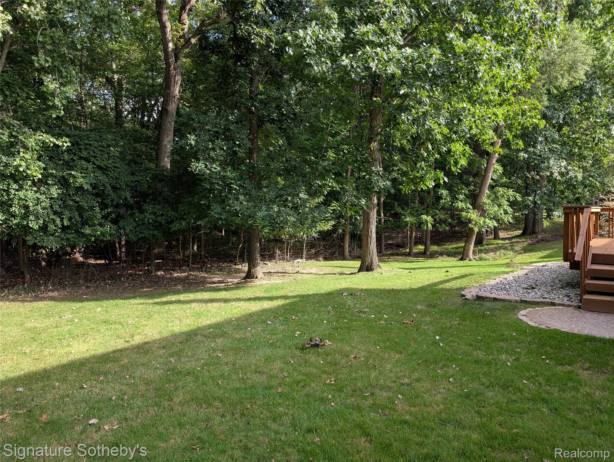 5303 Woodrun Drive Property Photo 22