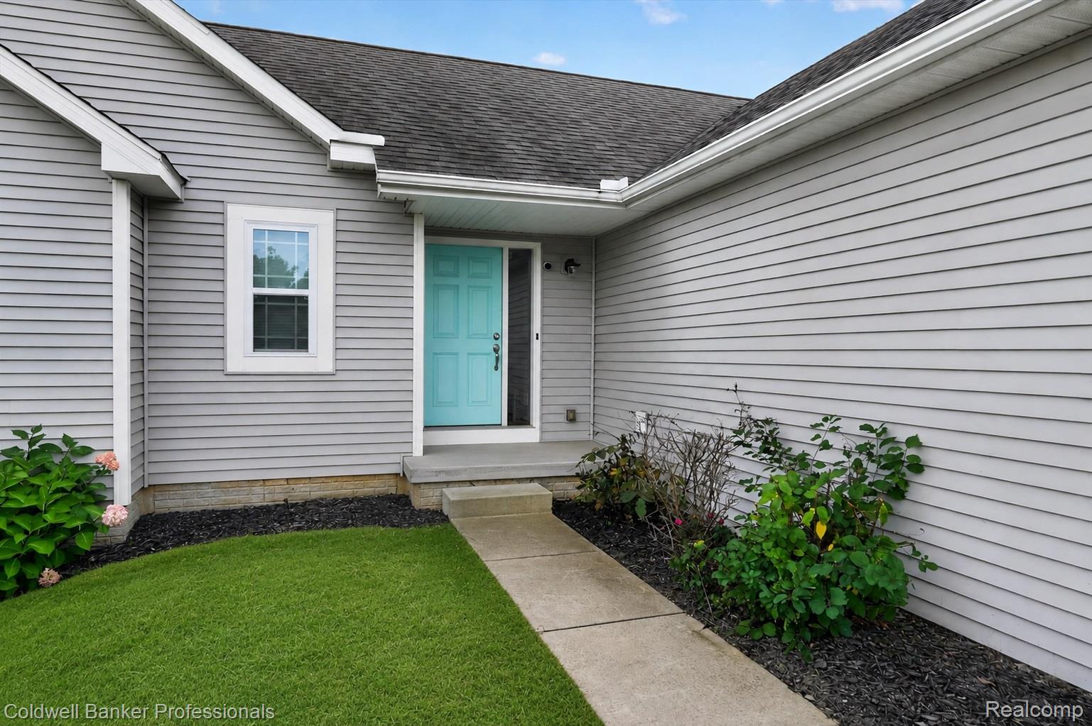 1297 Rosalie Drive Property Photo 3
