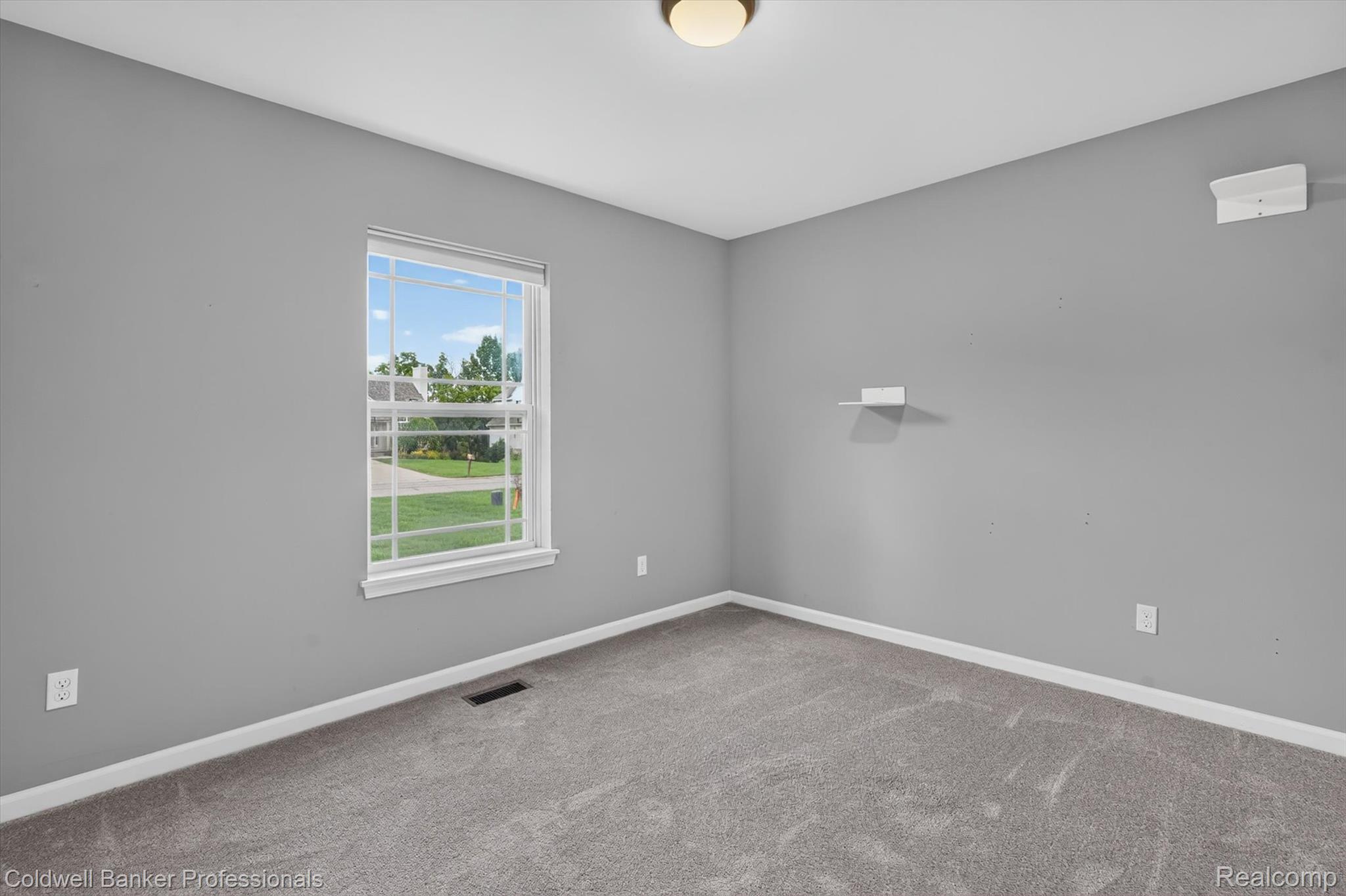1297 Rosalie Drive Property Photo 18