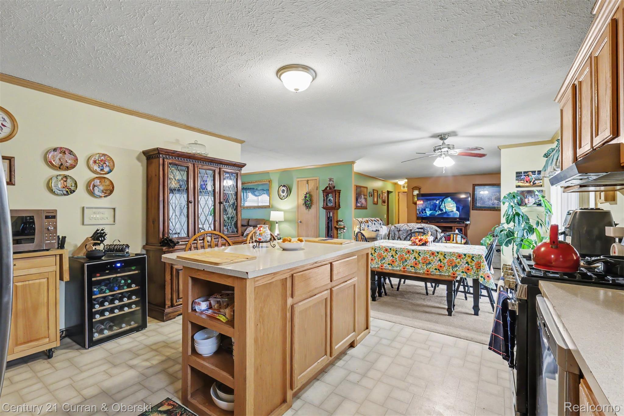 24519 Manchester Property Photo 13
