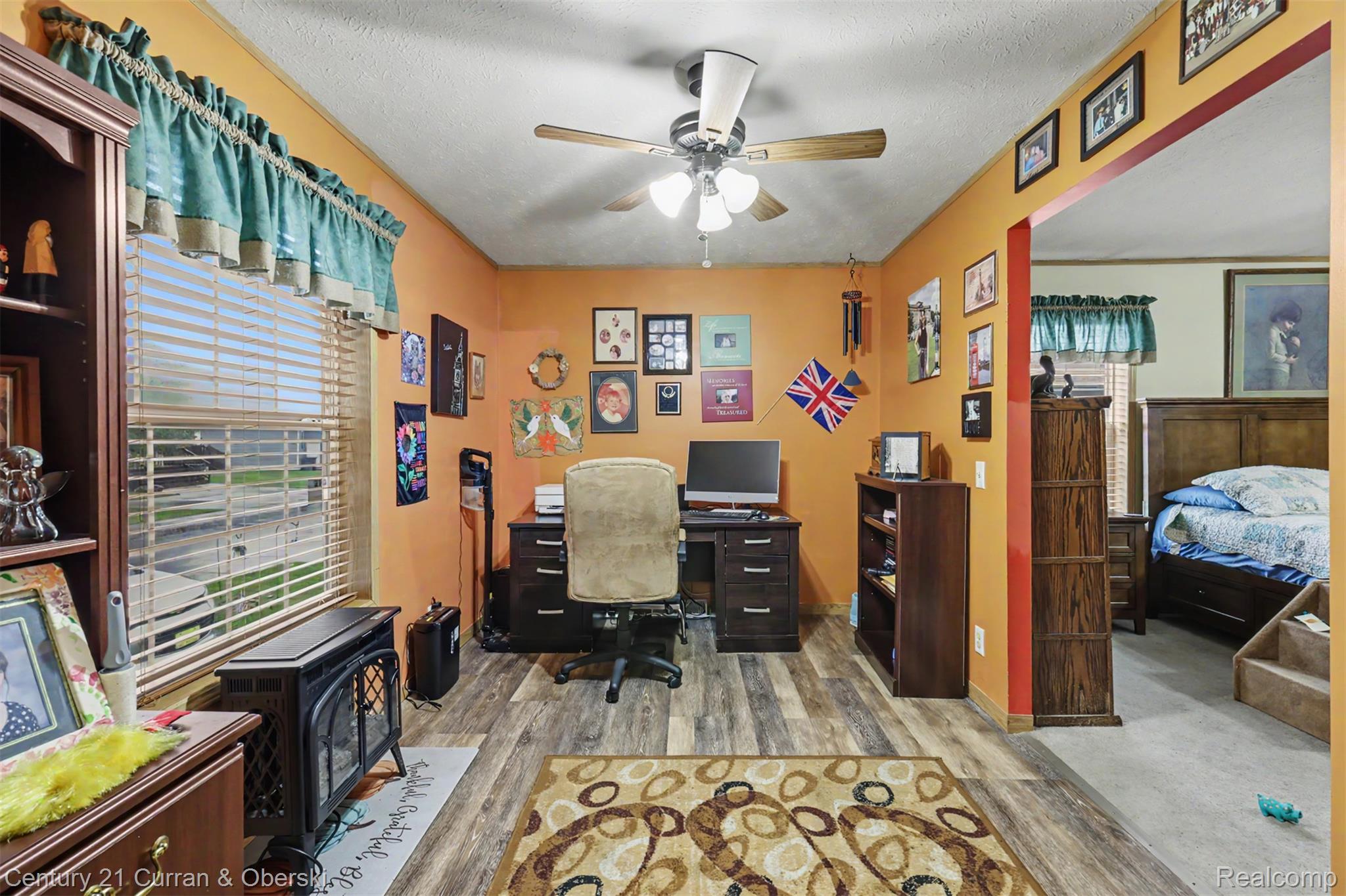 24519 Manchester Property Photo 27