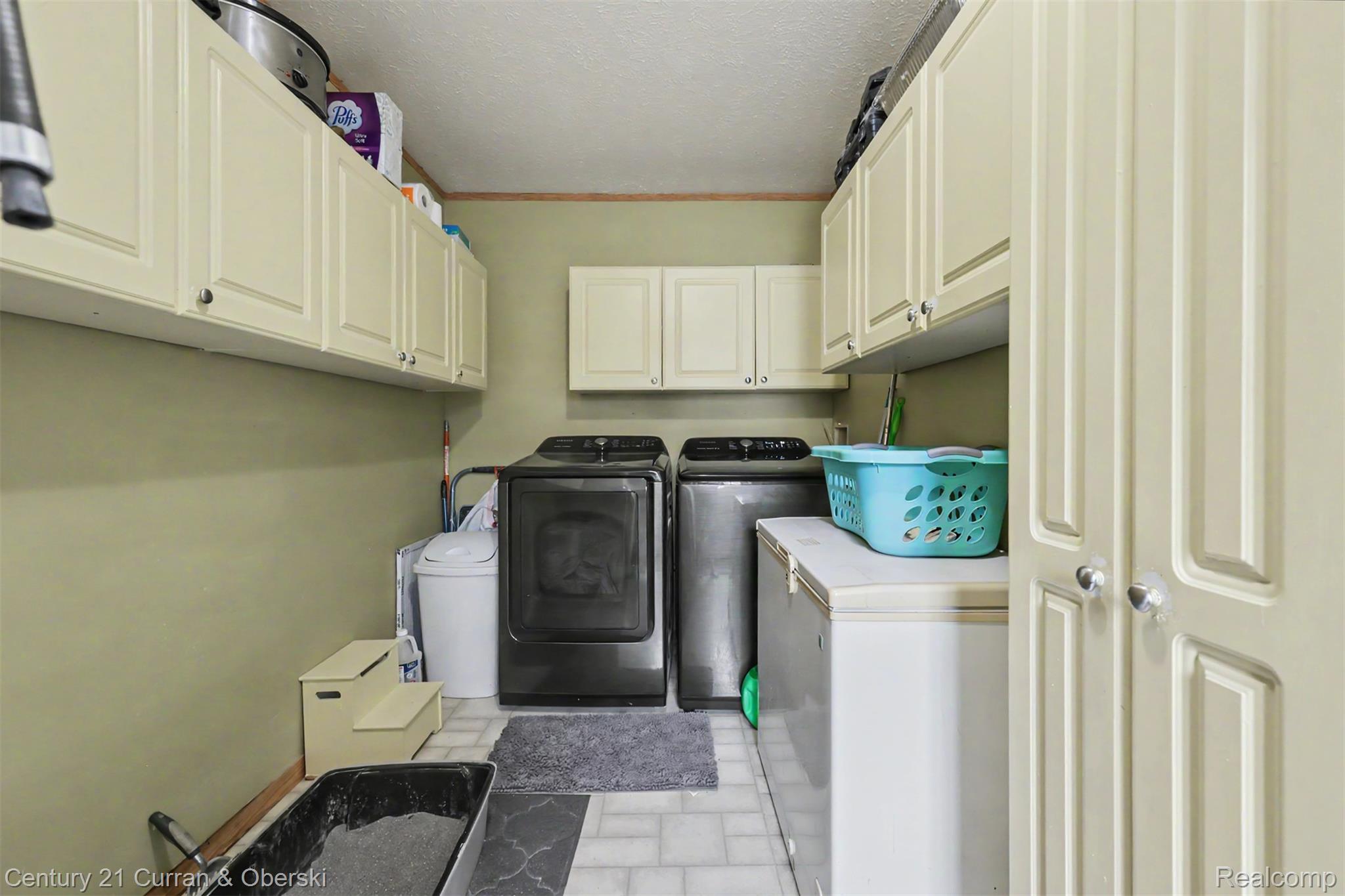 24519 Manchester Property Photo 32