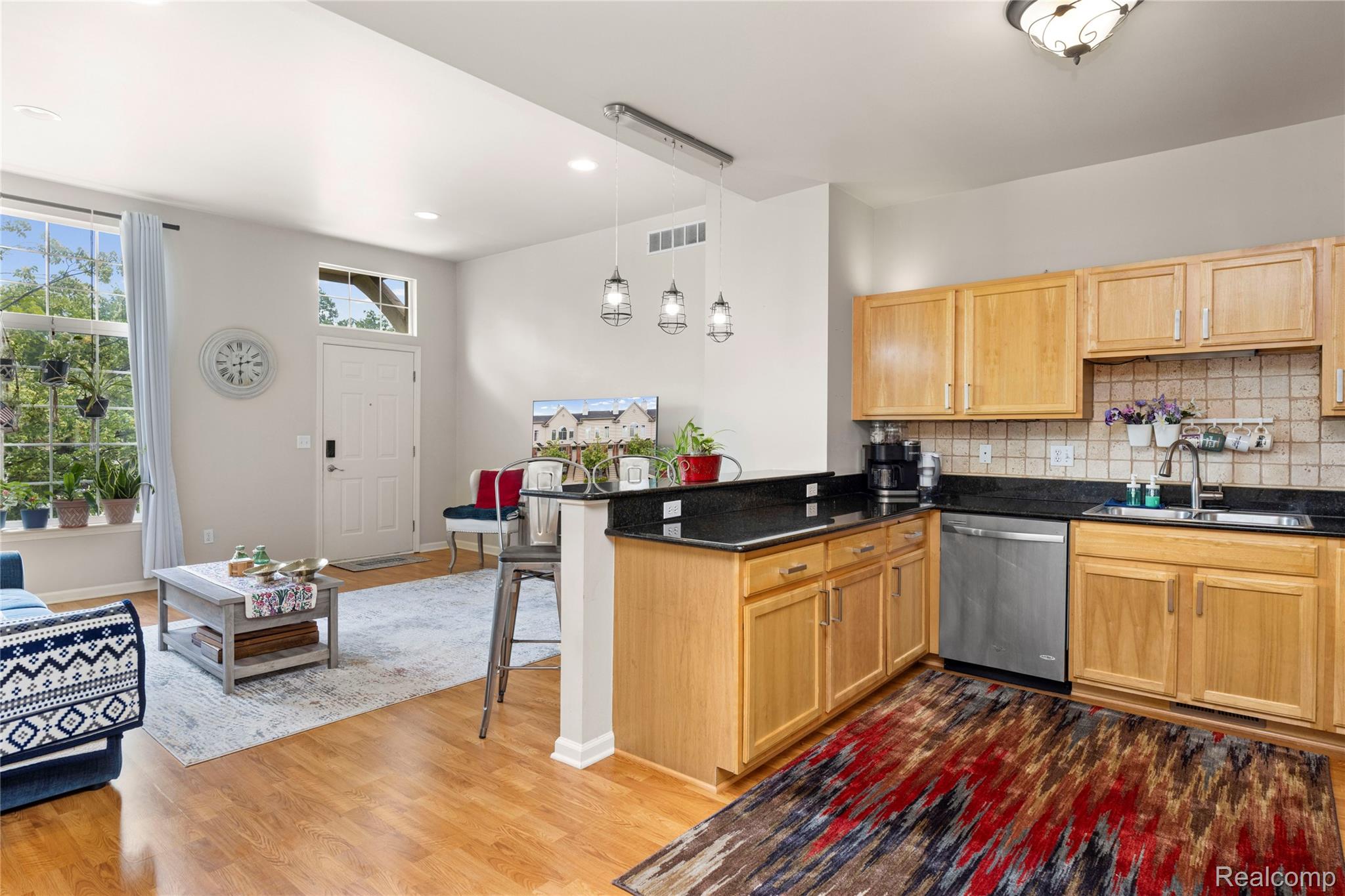 30695 Ardmore Court Property Photo 13