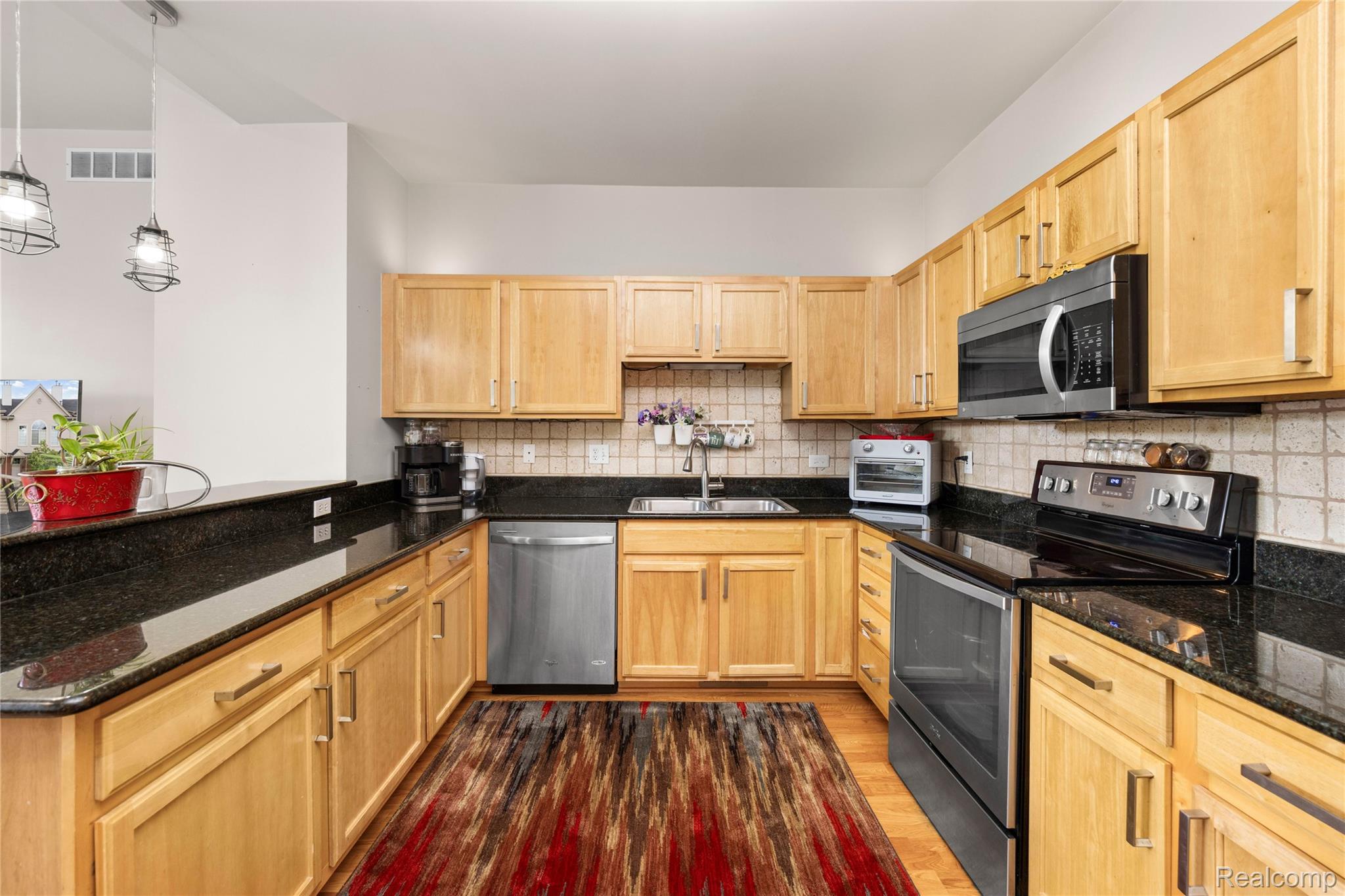 30695 Ardmore Court Property Photo 14