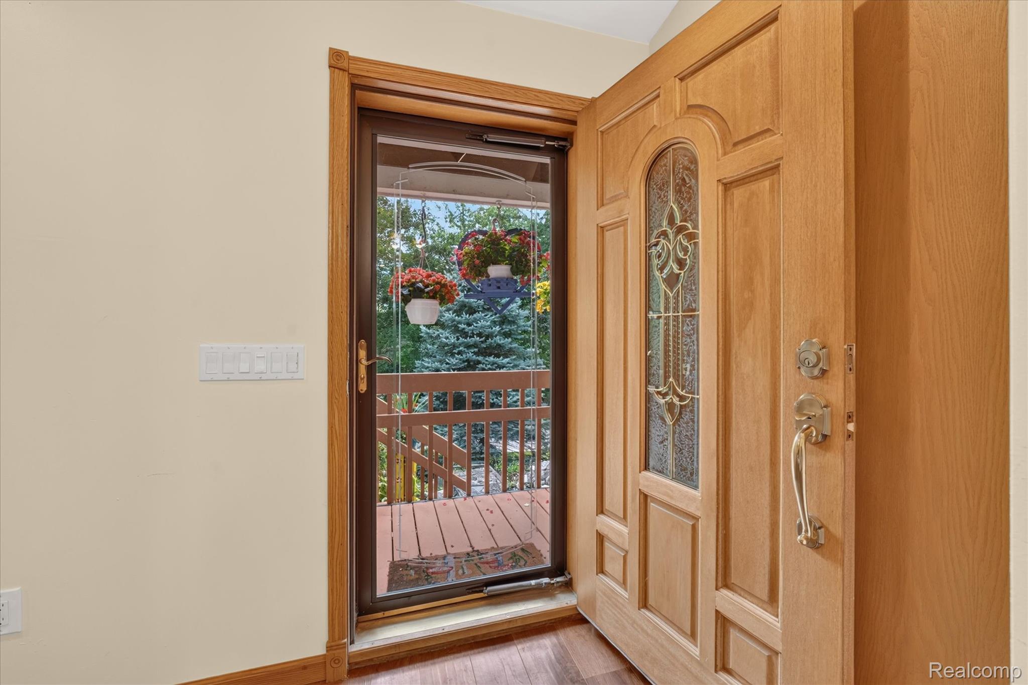 5001 Mohawk Avenue Property Photo 6